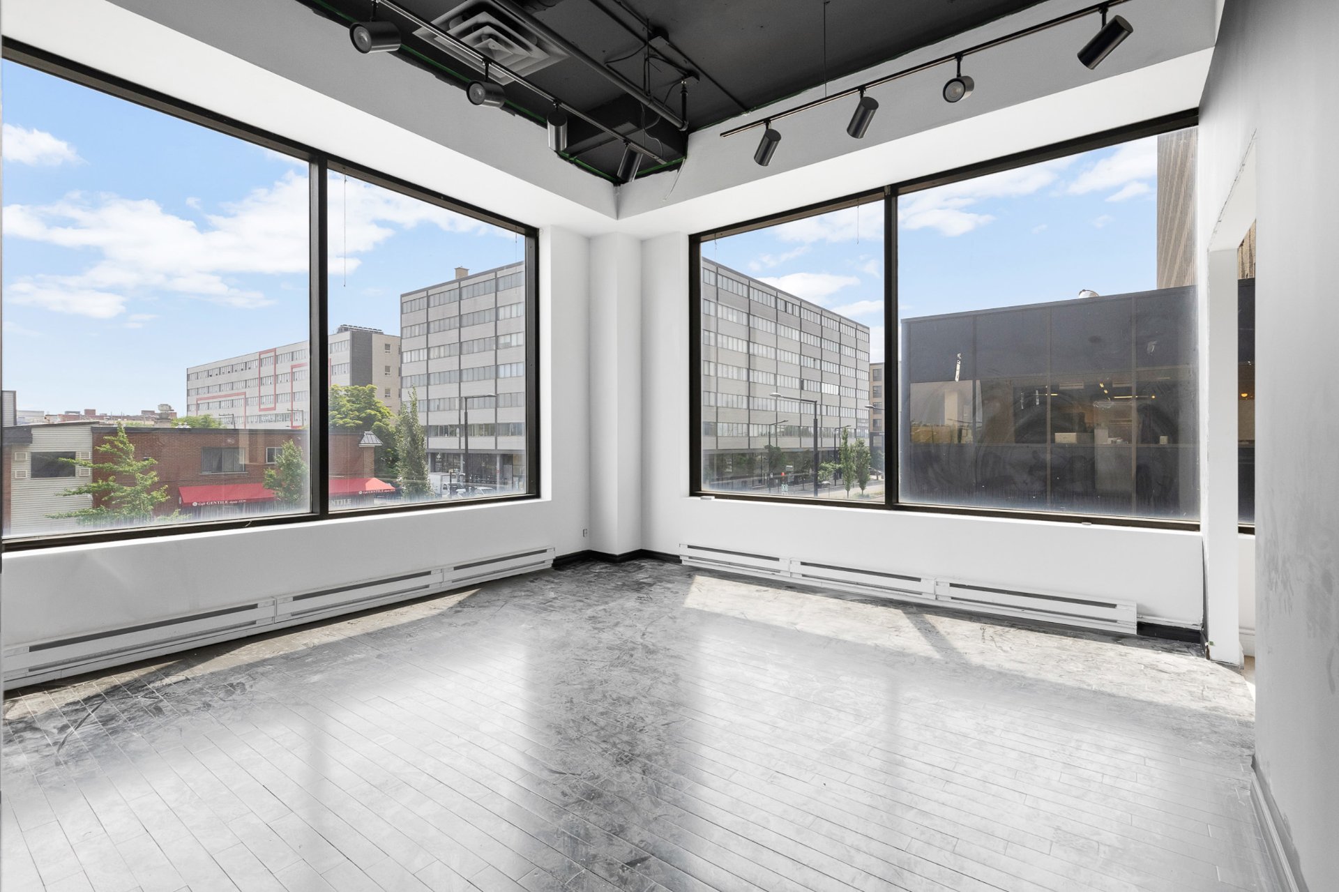 Photo - Office