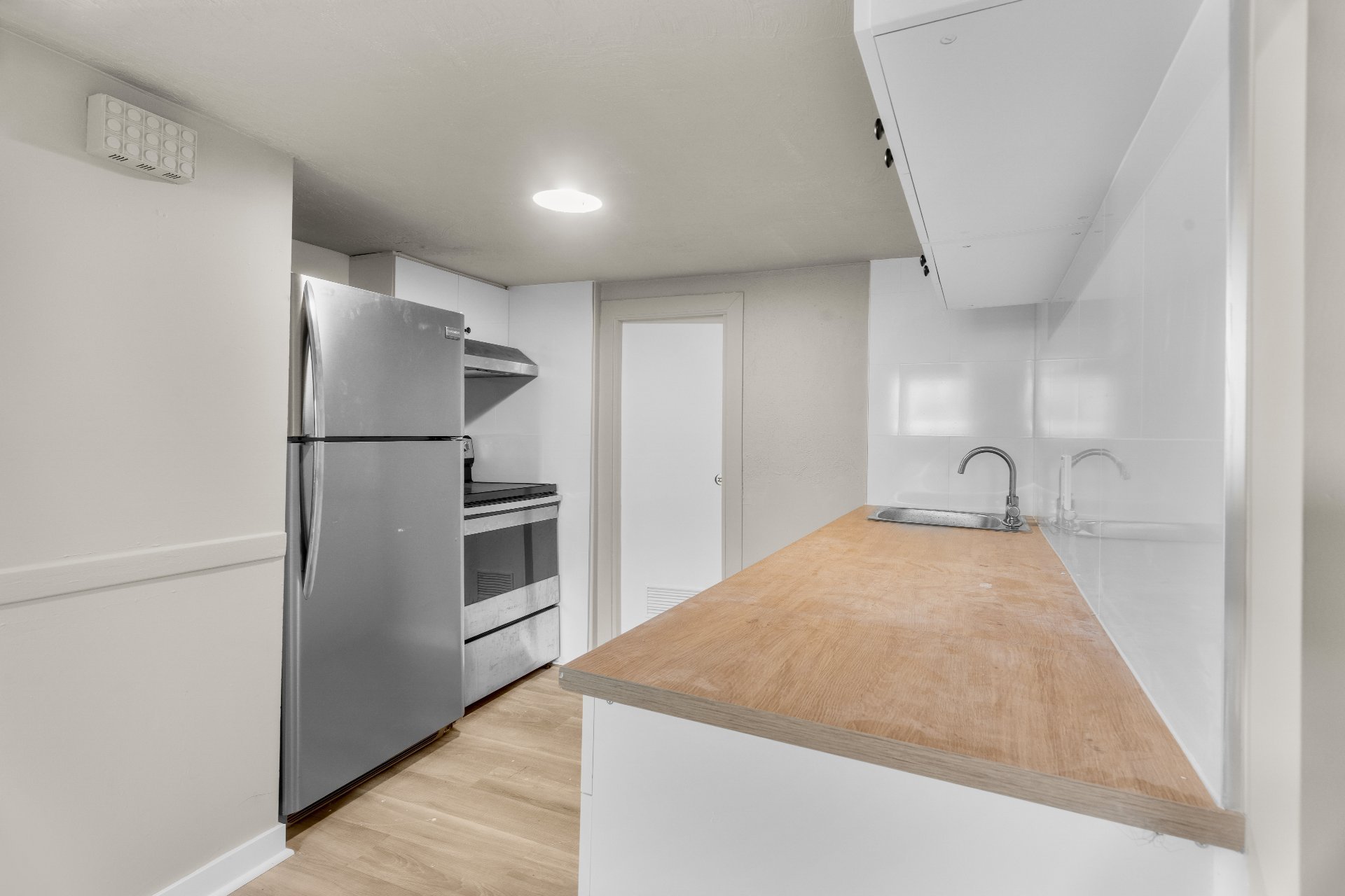 Photo - Kitchen