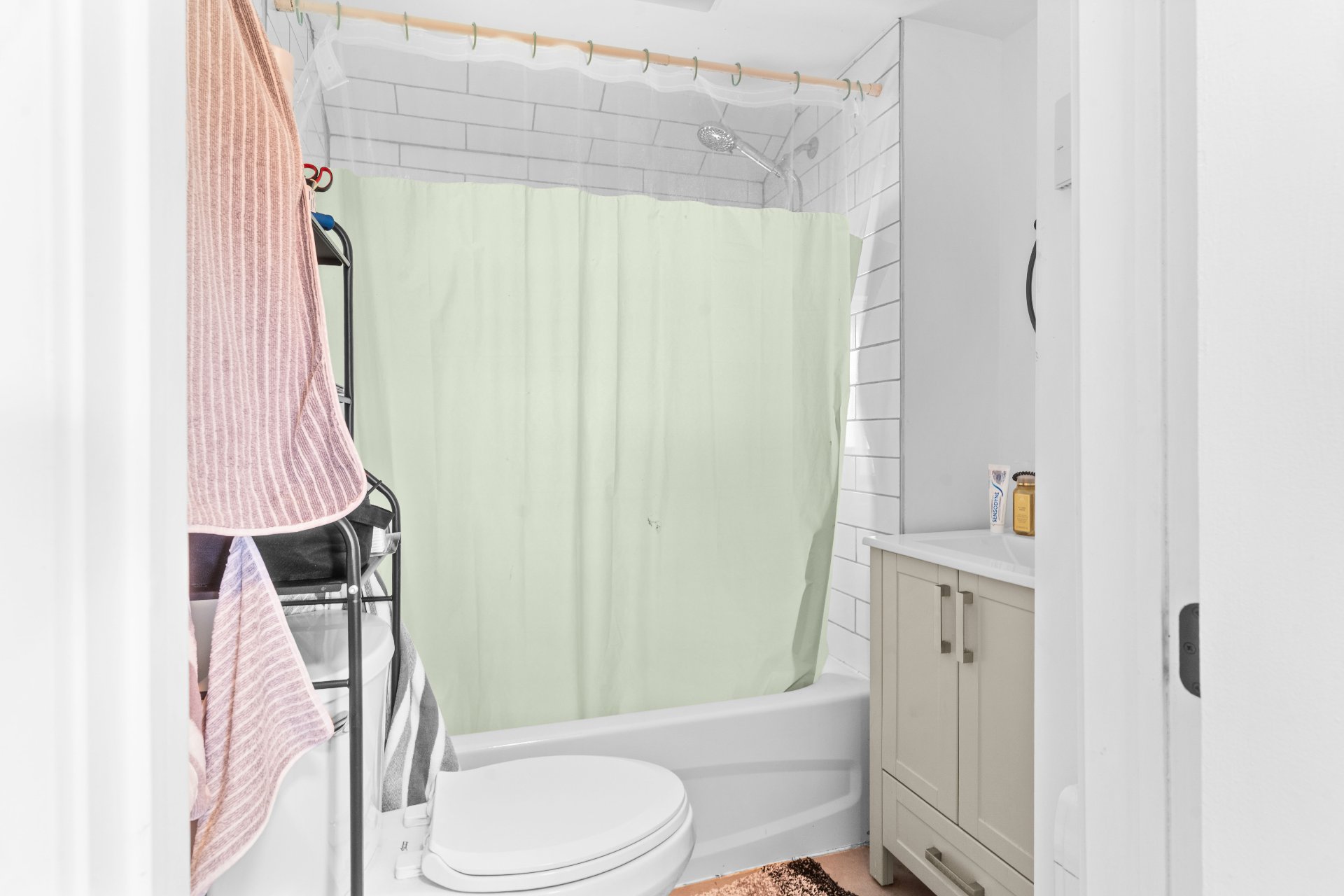 Photo - Bathroom