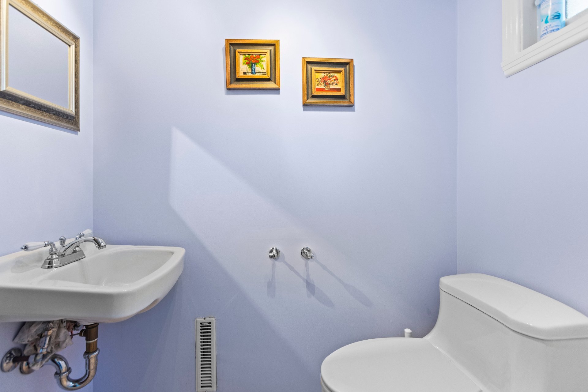 Photo - Washroom