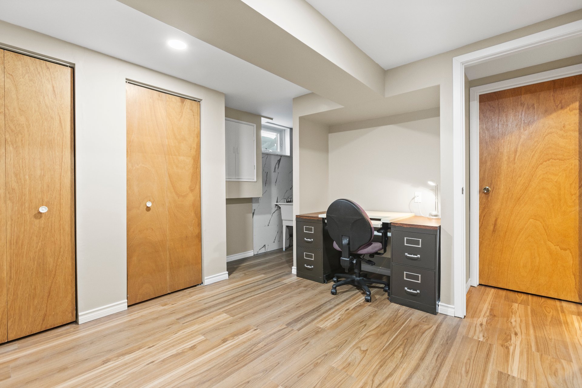 Photo - Basement
