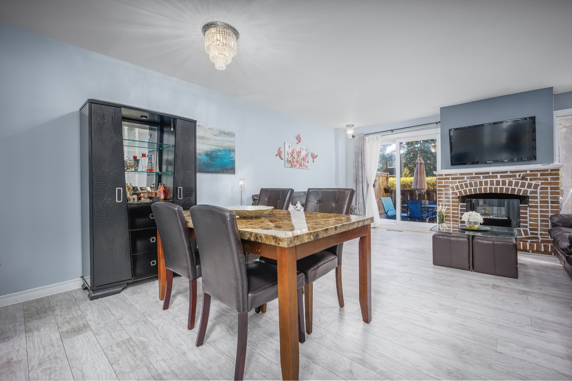 Photo - Dining room