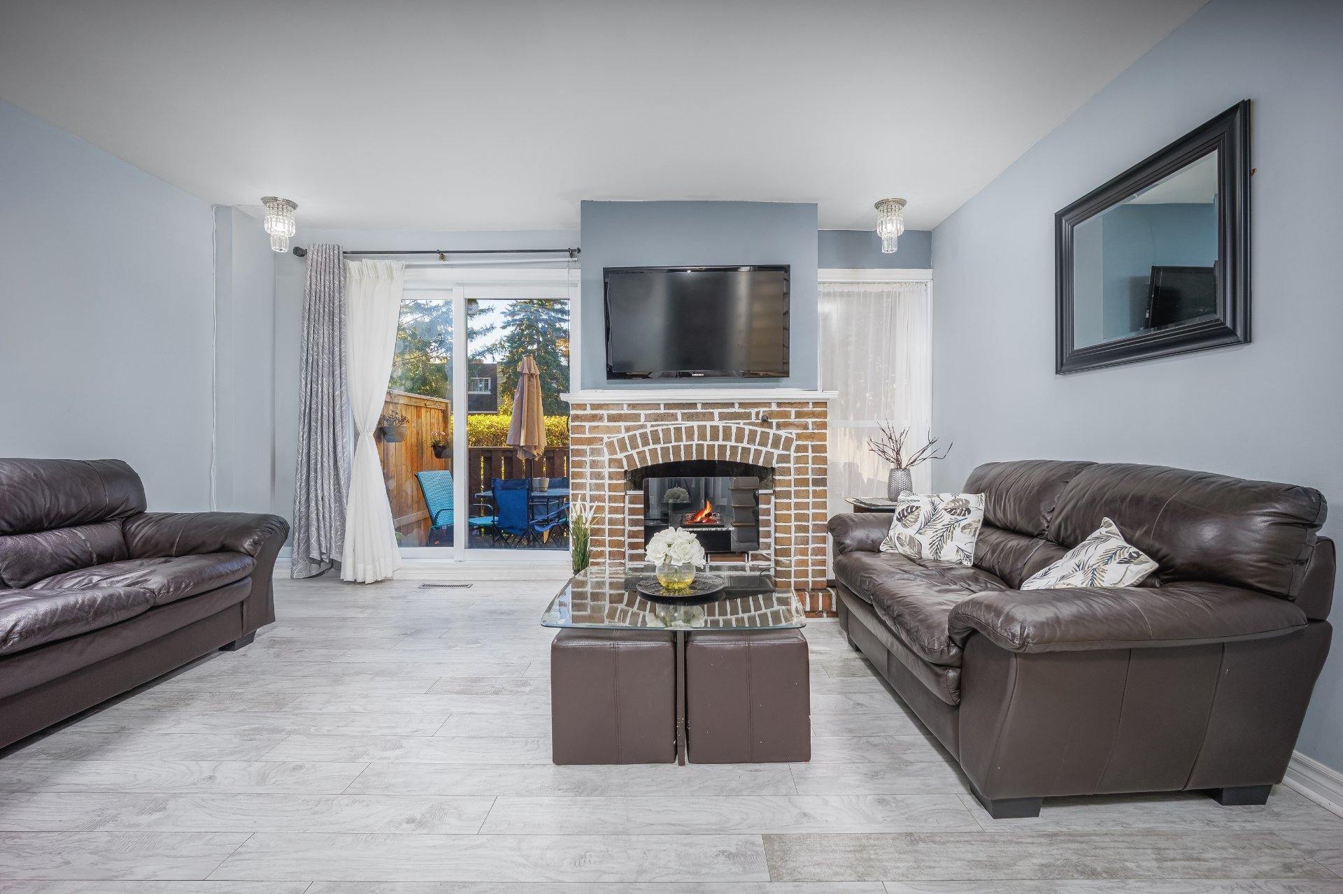 Photo - Living room