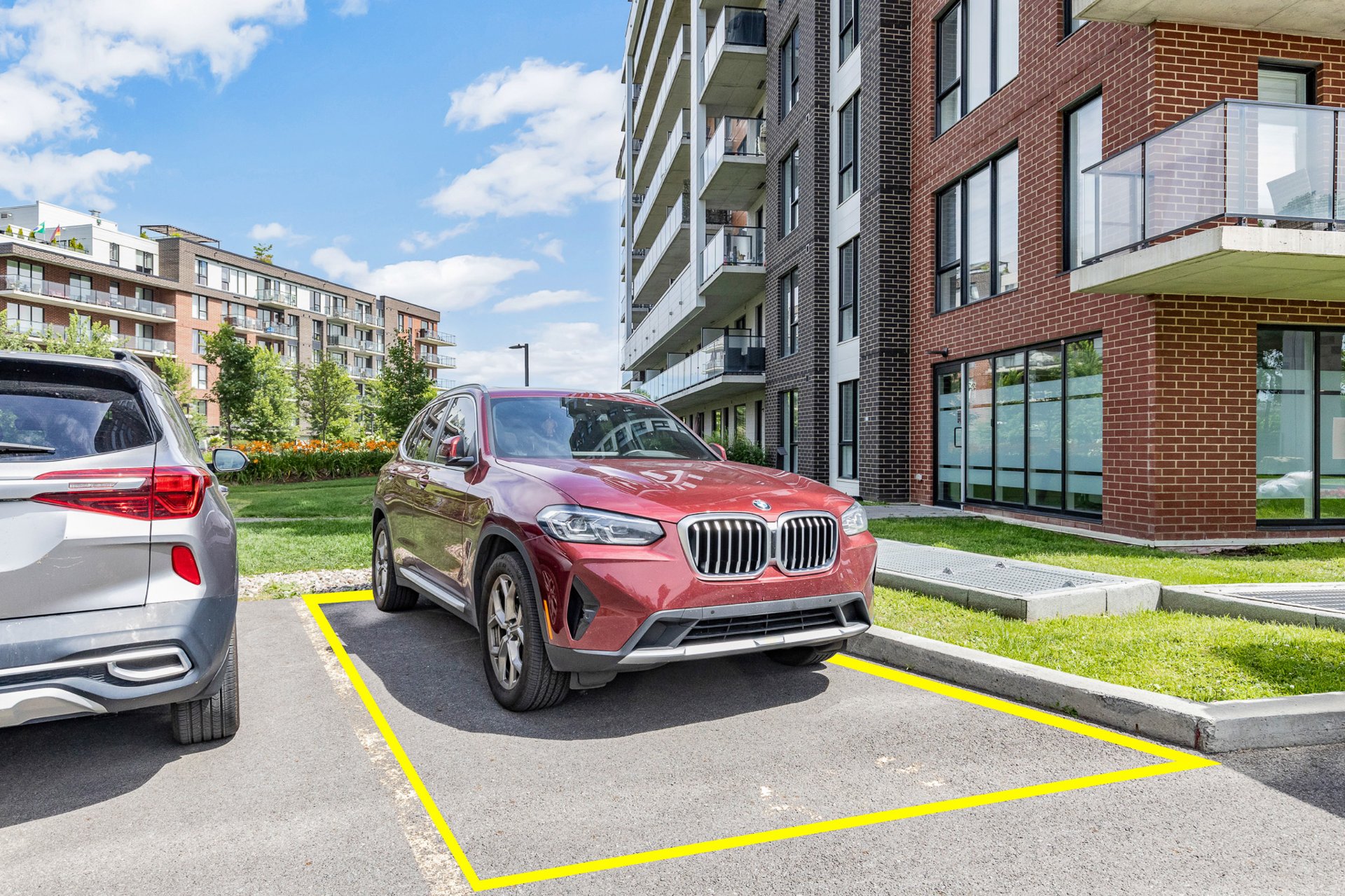 Photo - Parking