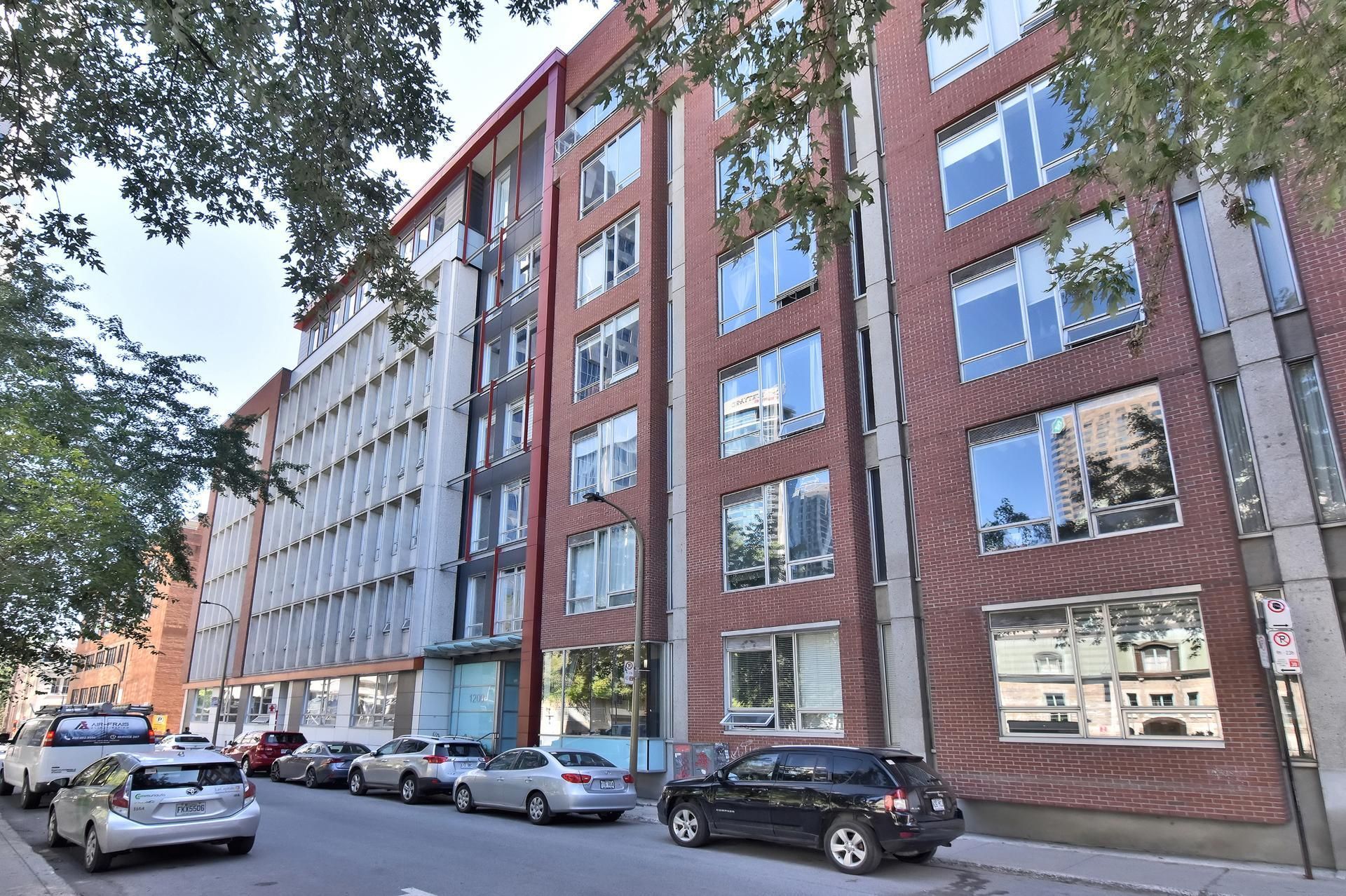 Photo - Exterior