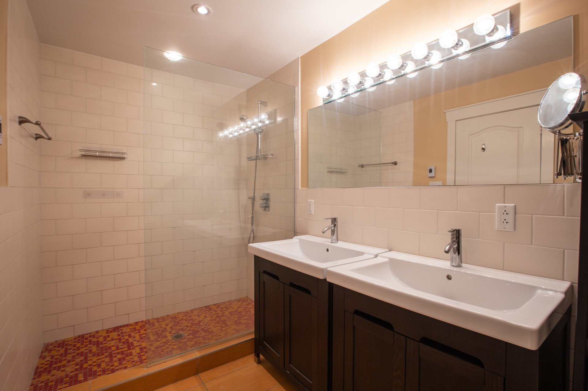 Photo - Bathroom