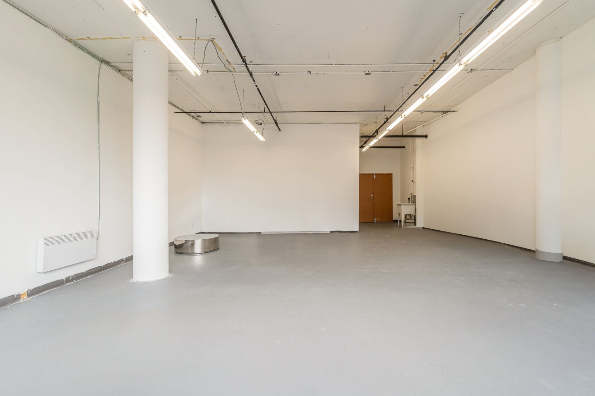 Photo - Interior