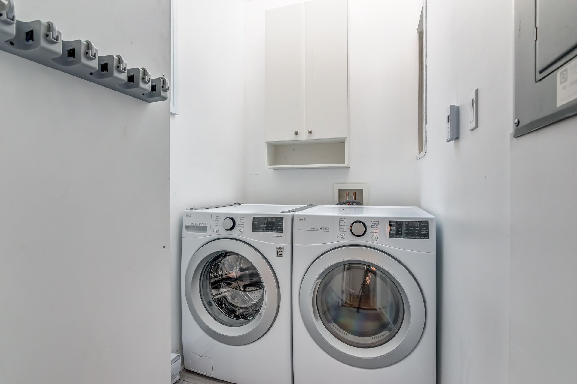 Photo - Laundry room
