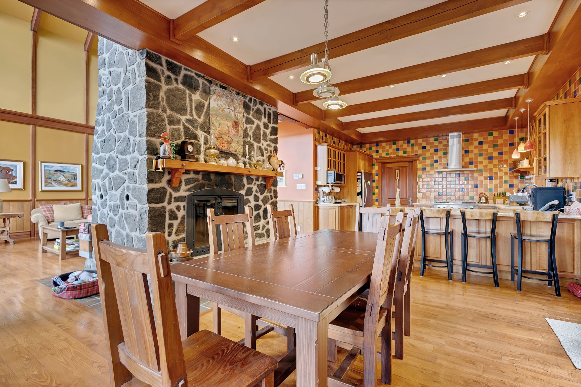Photo - Dining room