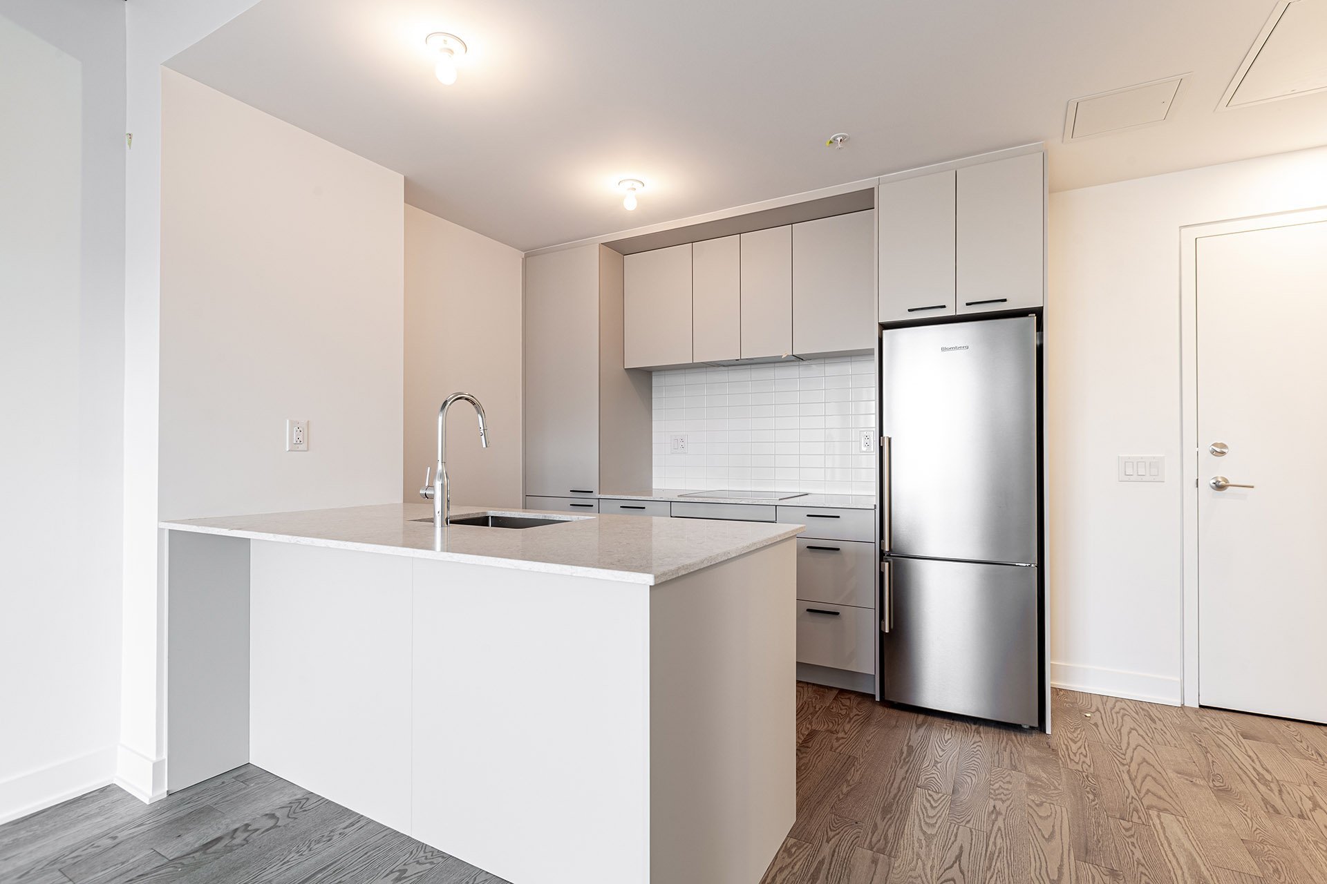 Photo - Kitchen