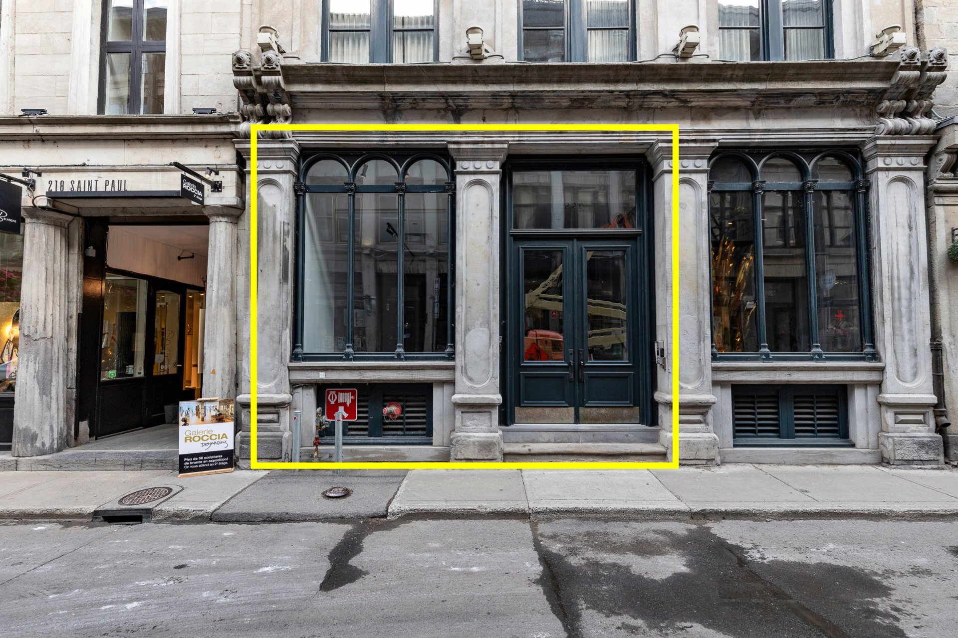 Photo - Exterior