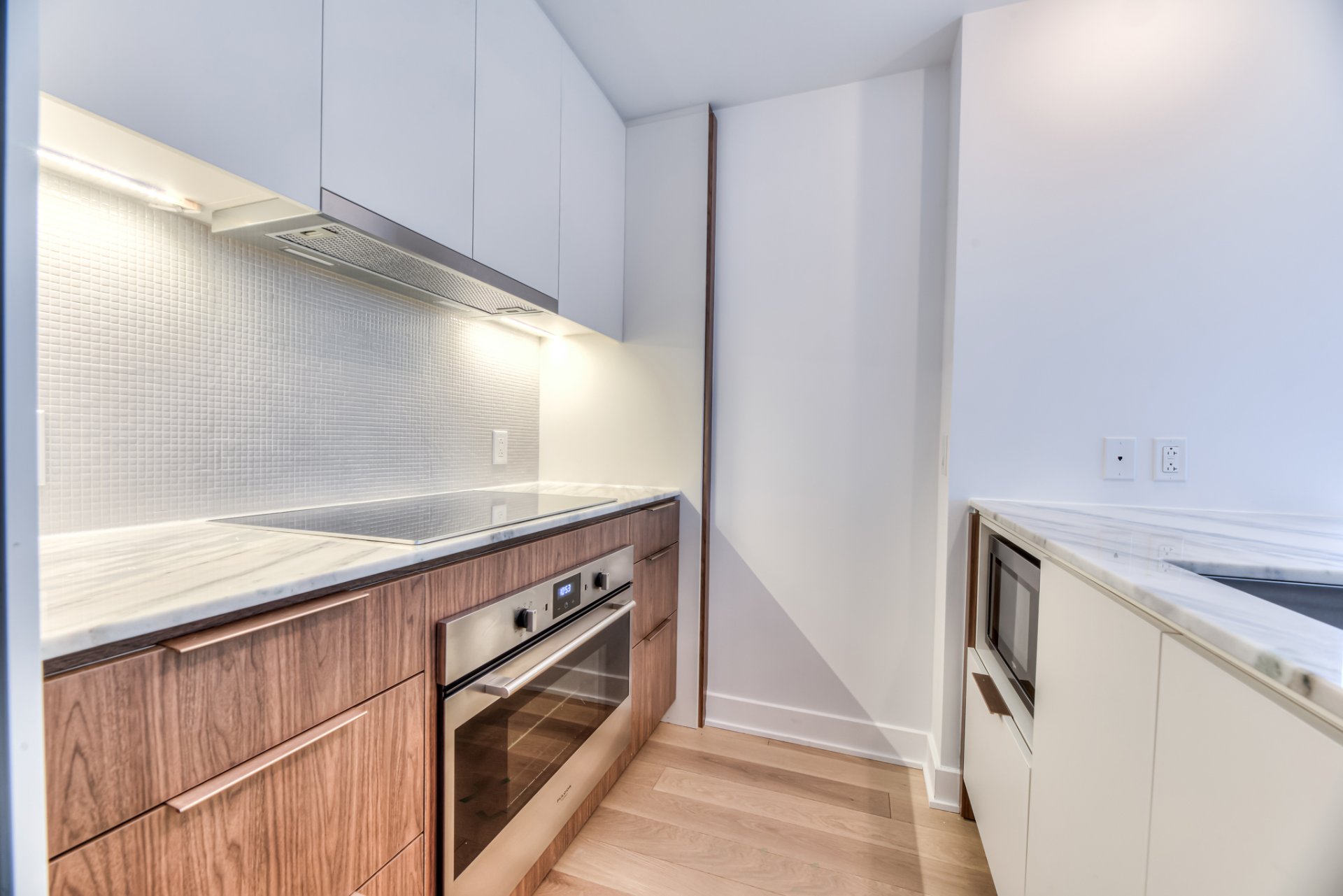 Photo - Kitchen