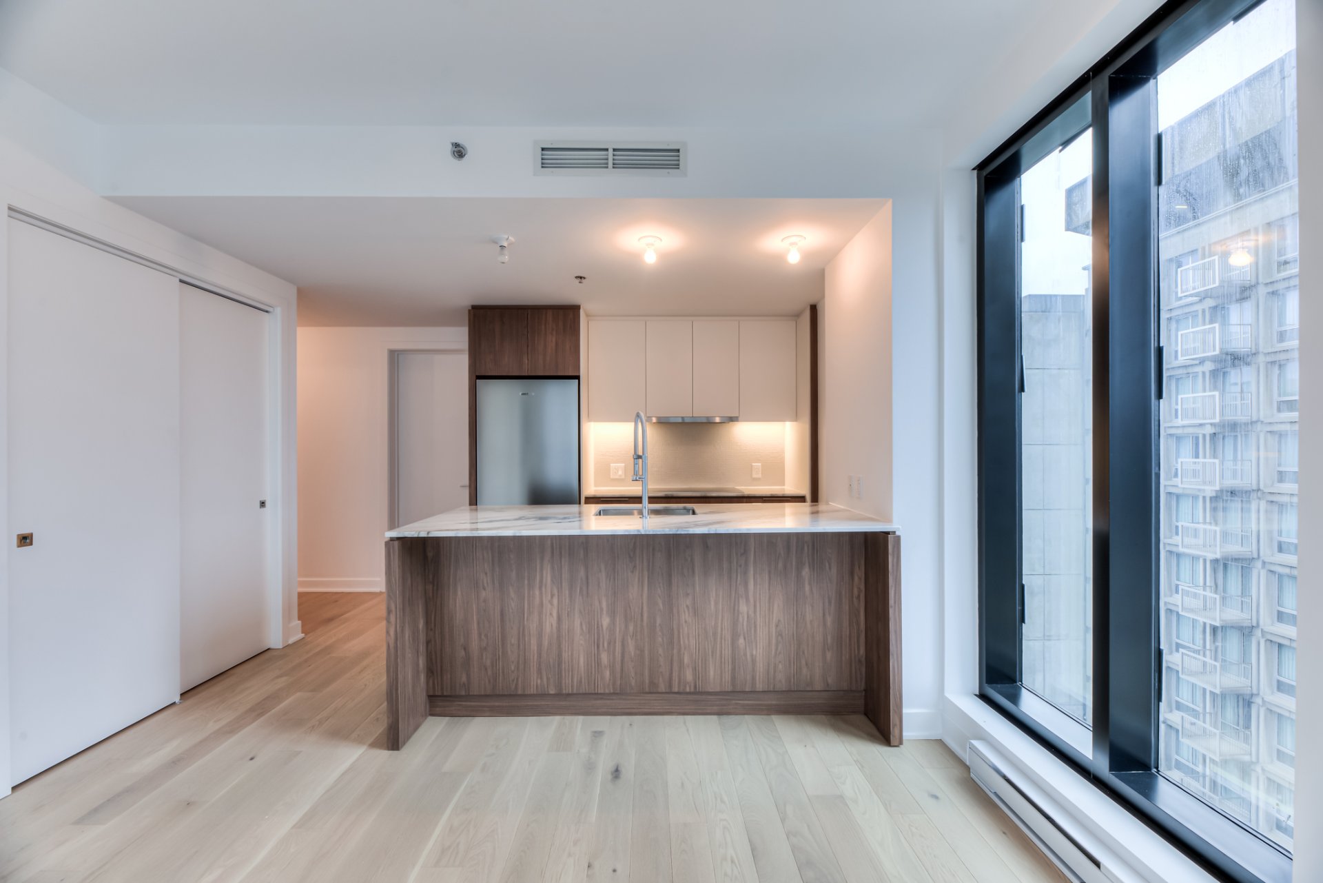 Photo - Kitchen