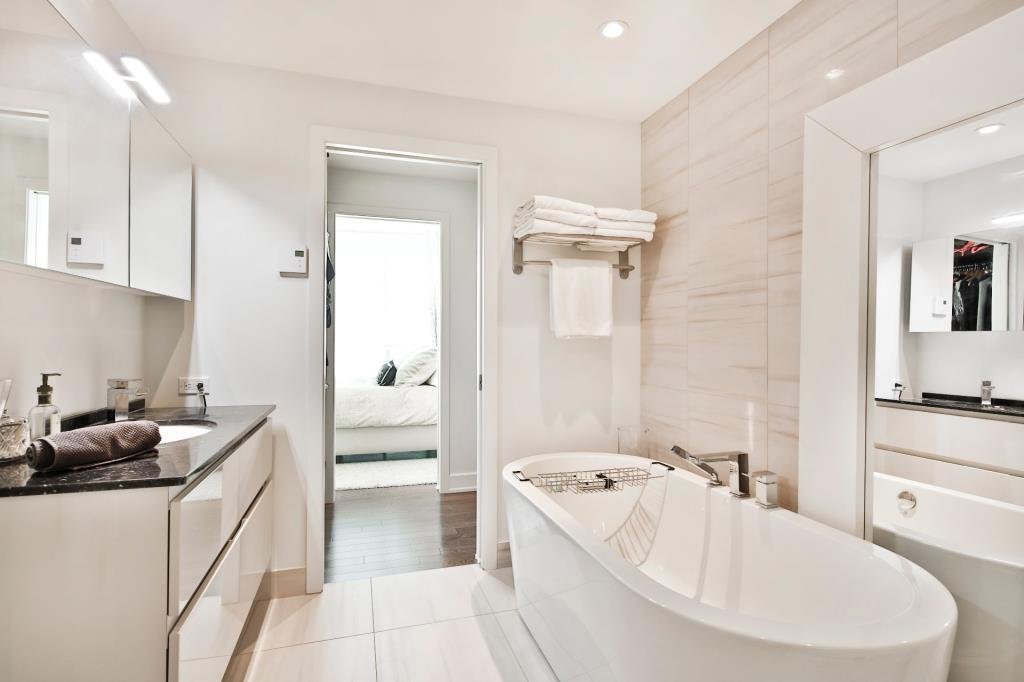 Photo - Bathroom