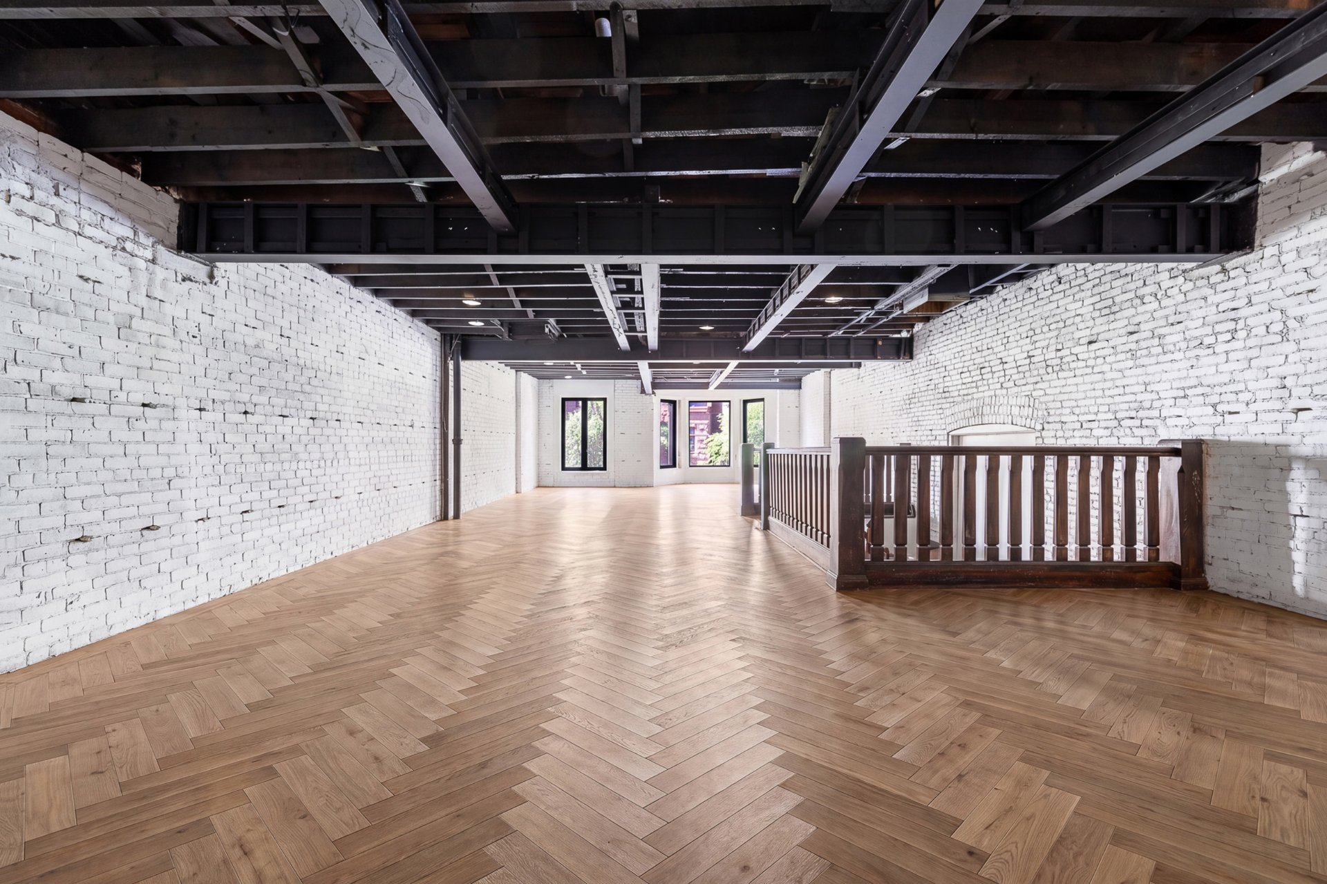 Photo - Interior