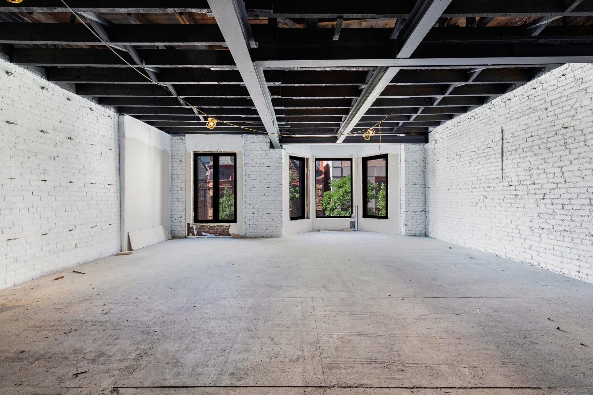 Photo - Interior