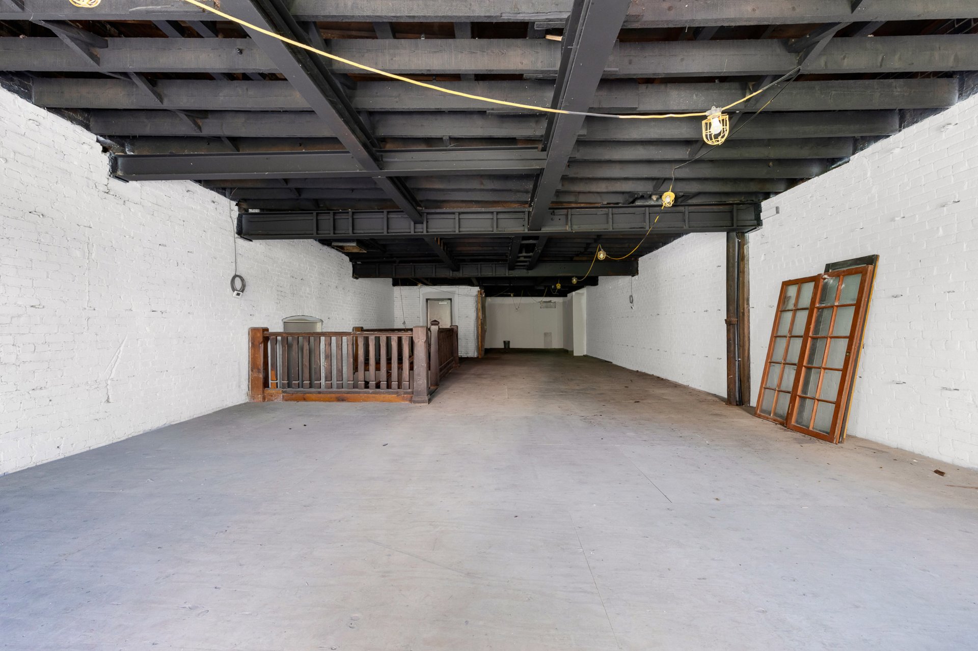 Photo - Interior