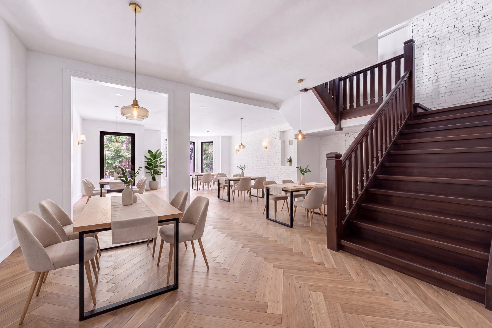 Photo - Interior