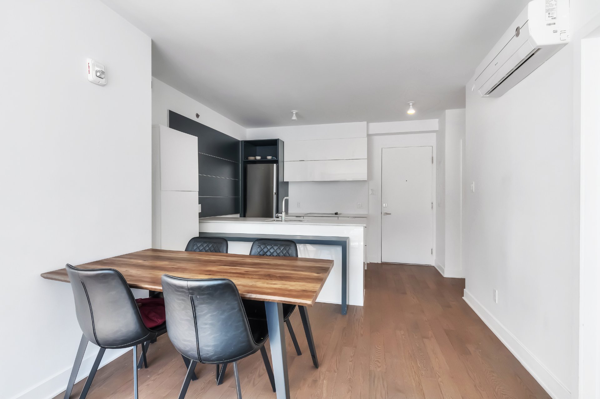 Photo - Salle à manger