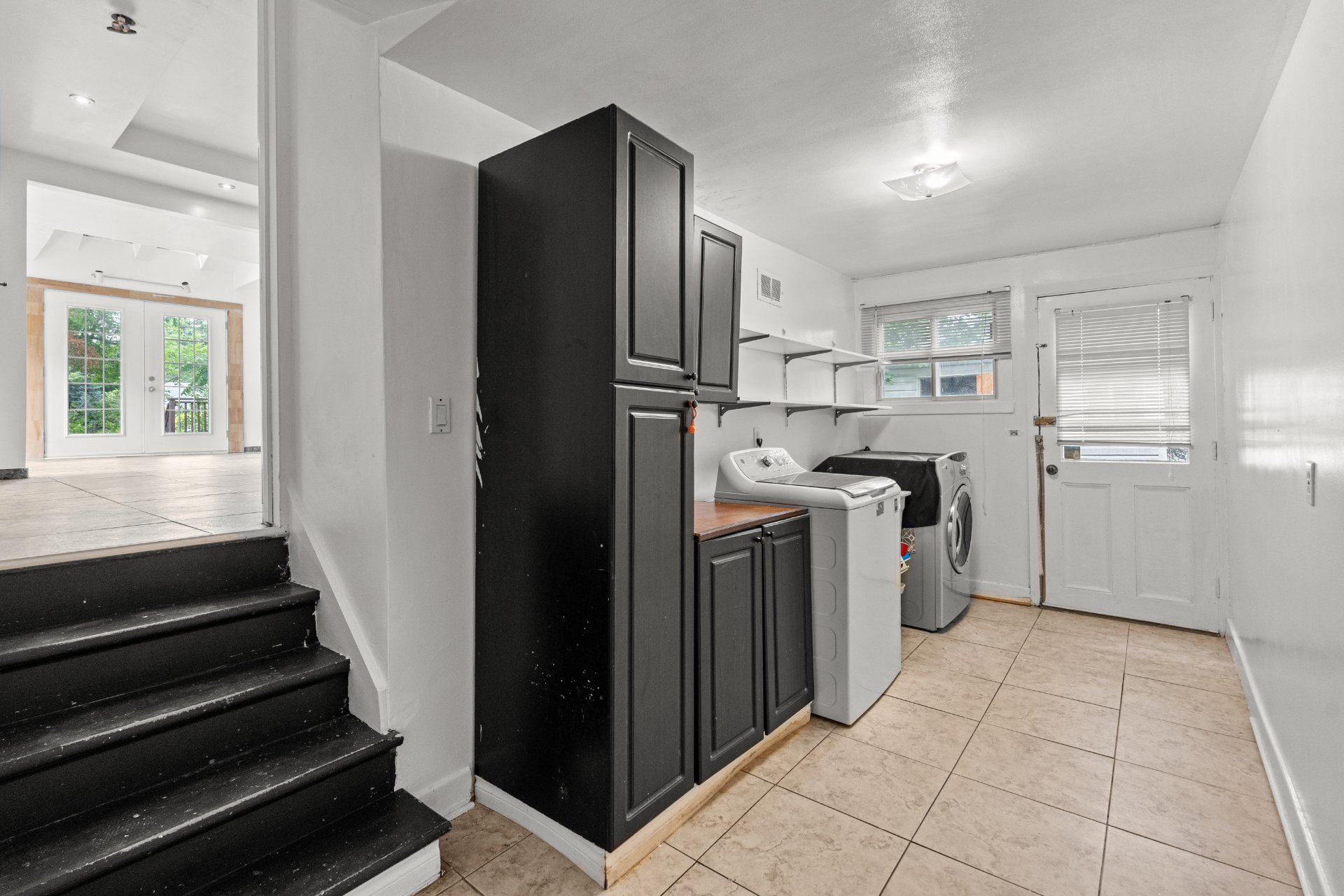 Photo - Laundry room