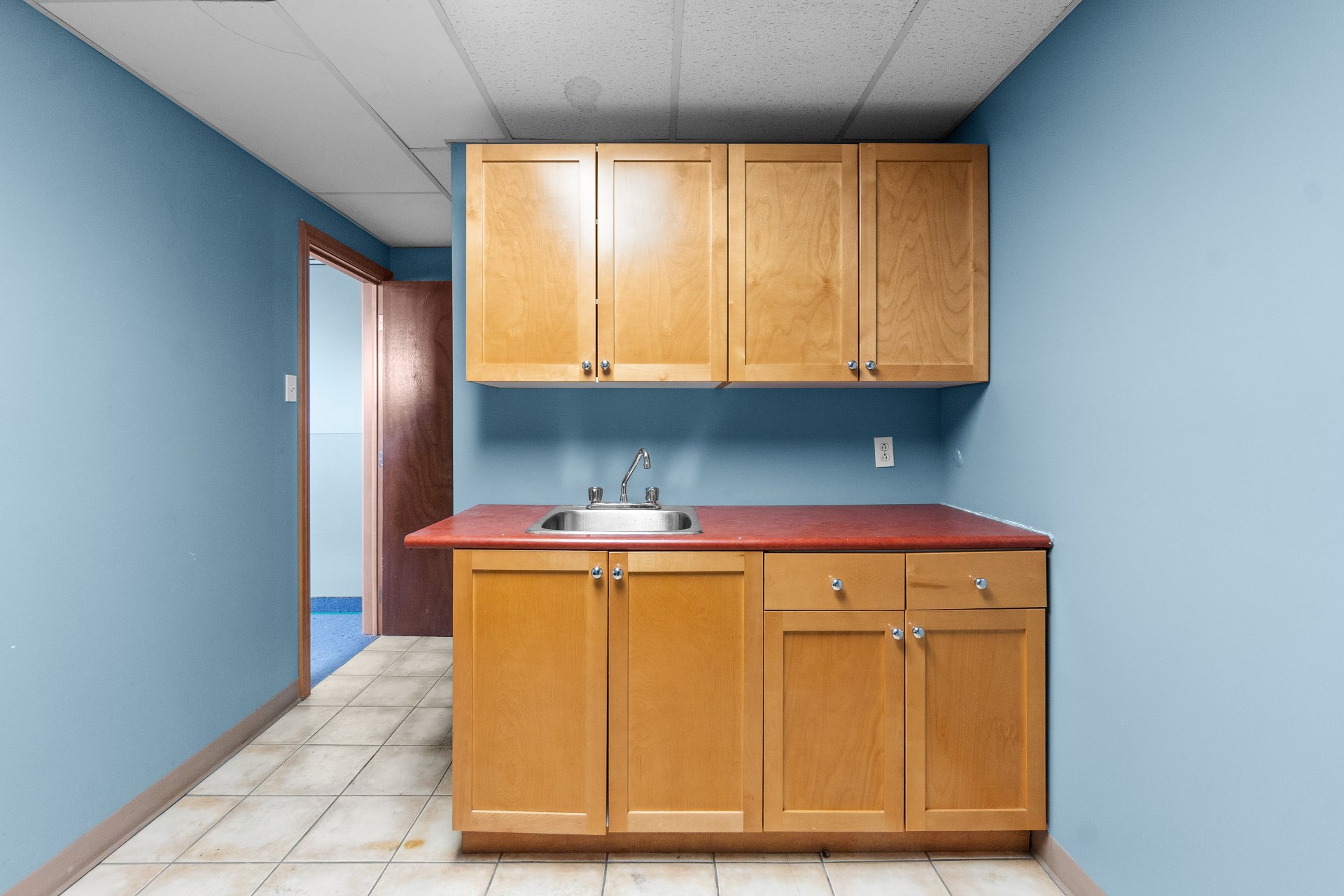 Photo - Kitchenette