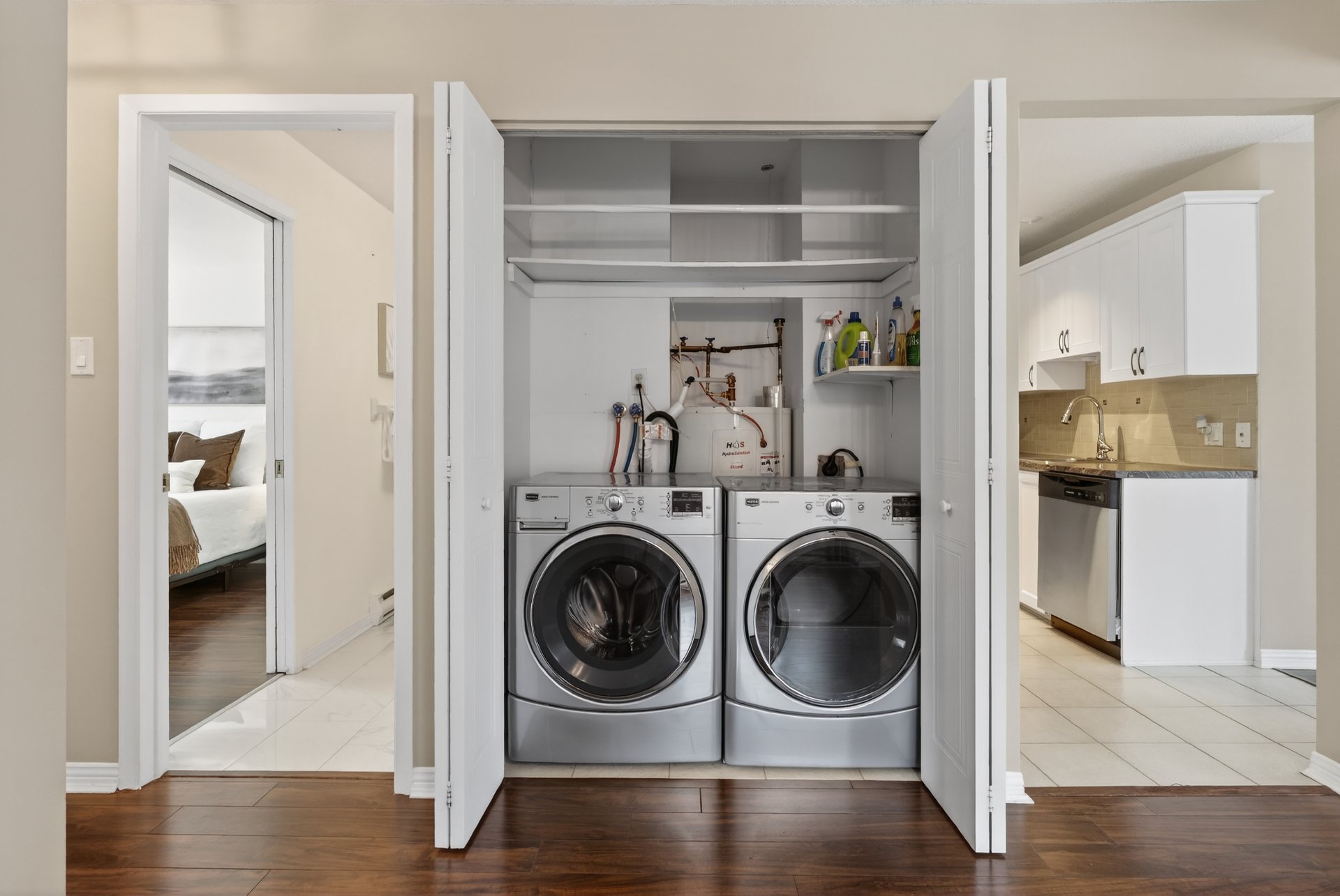 Photo - Laundry room