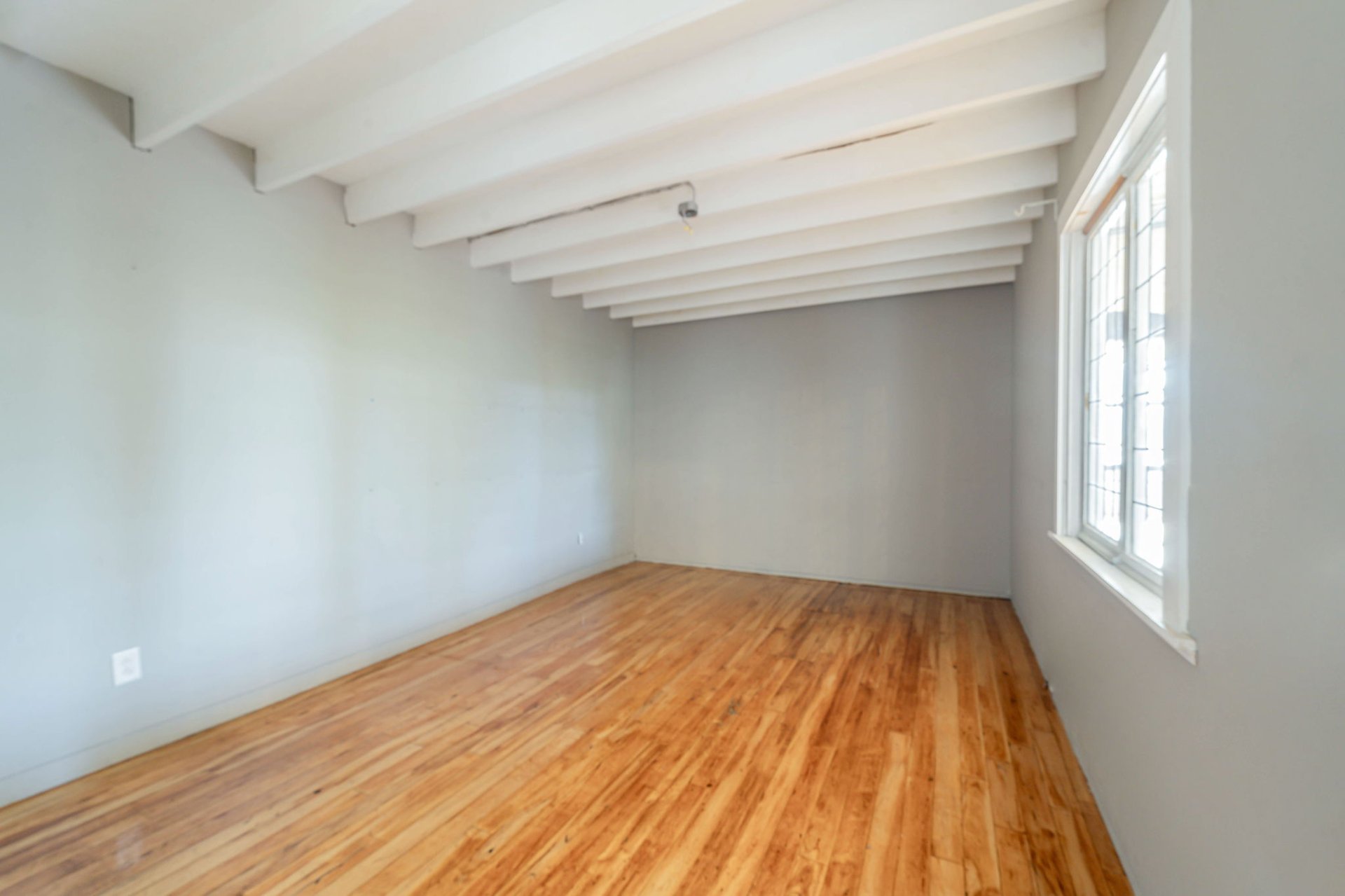Photo - Interior