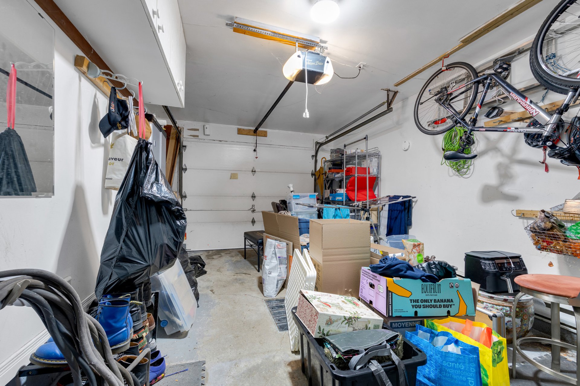Photo - Garage