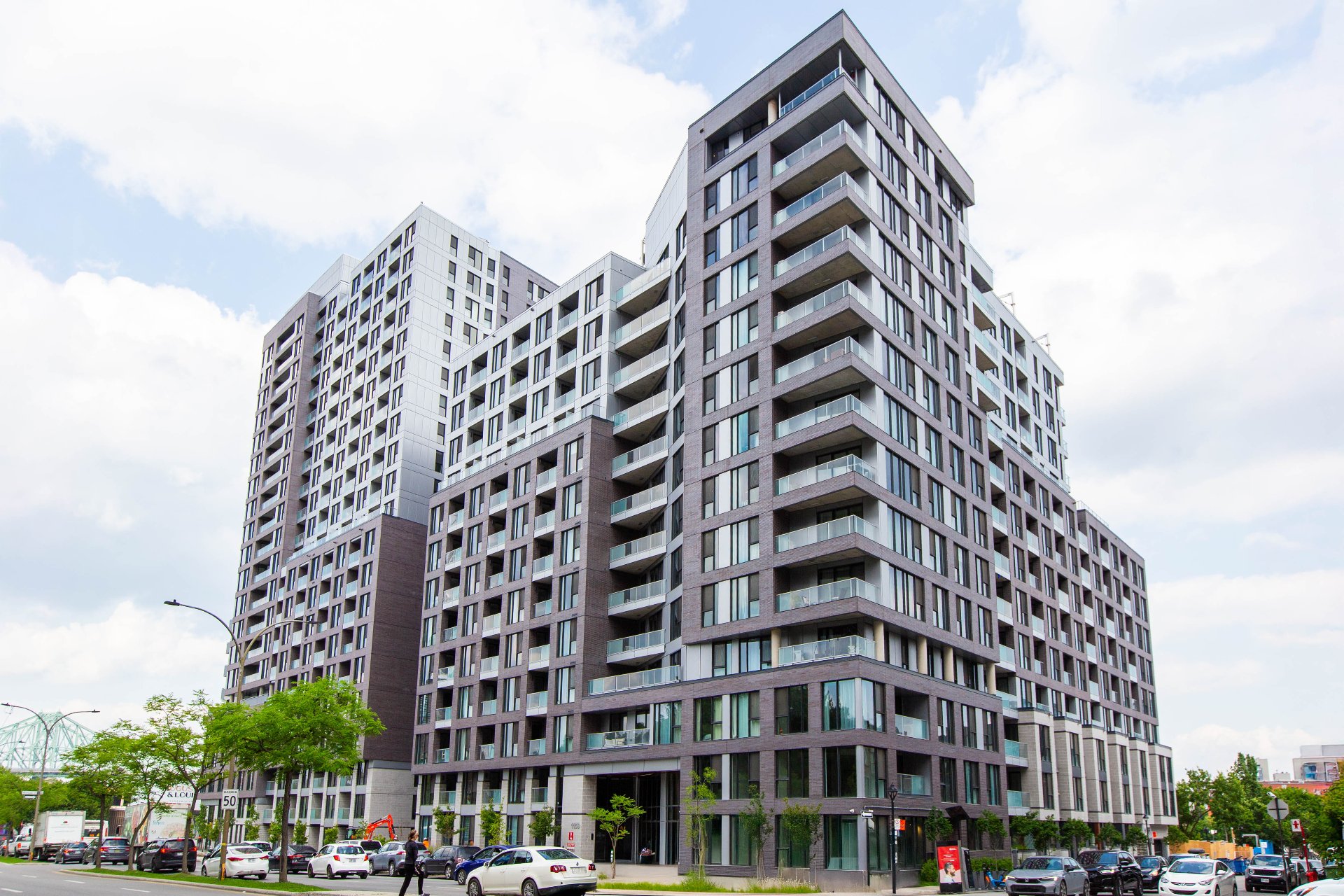 Photo - Exterior