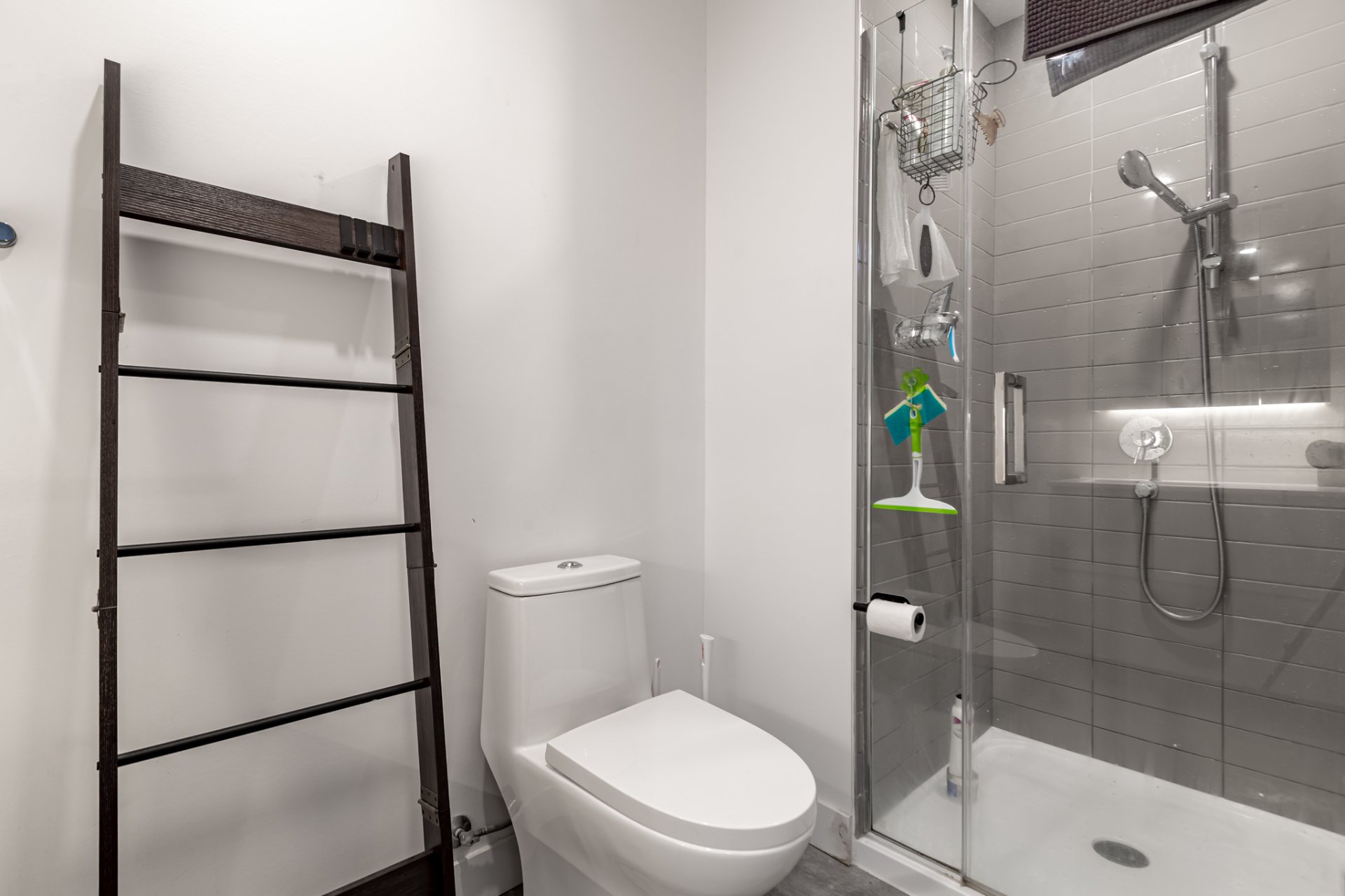 Photo - Bathroom