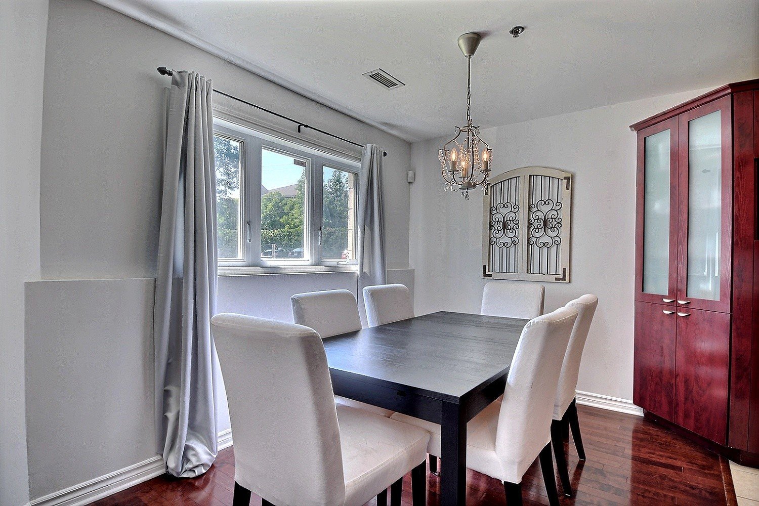 Photo - Salle à manger