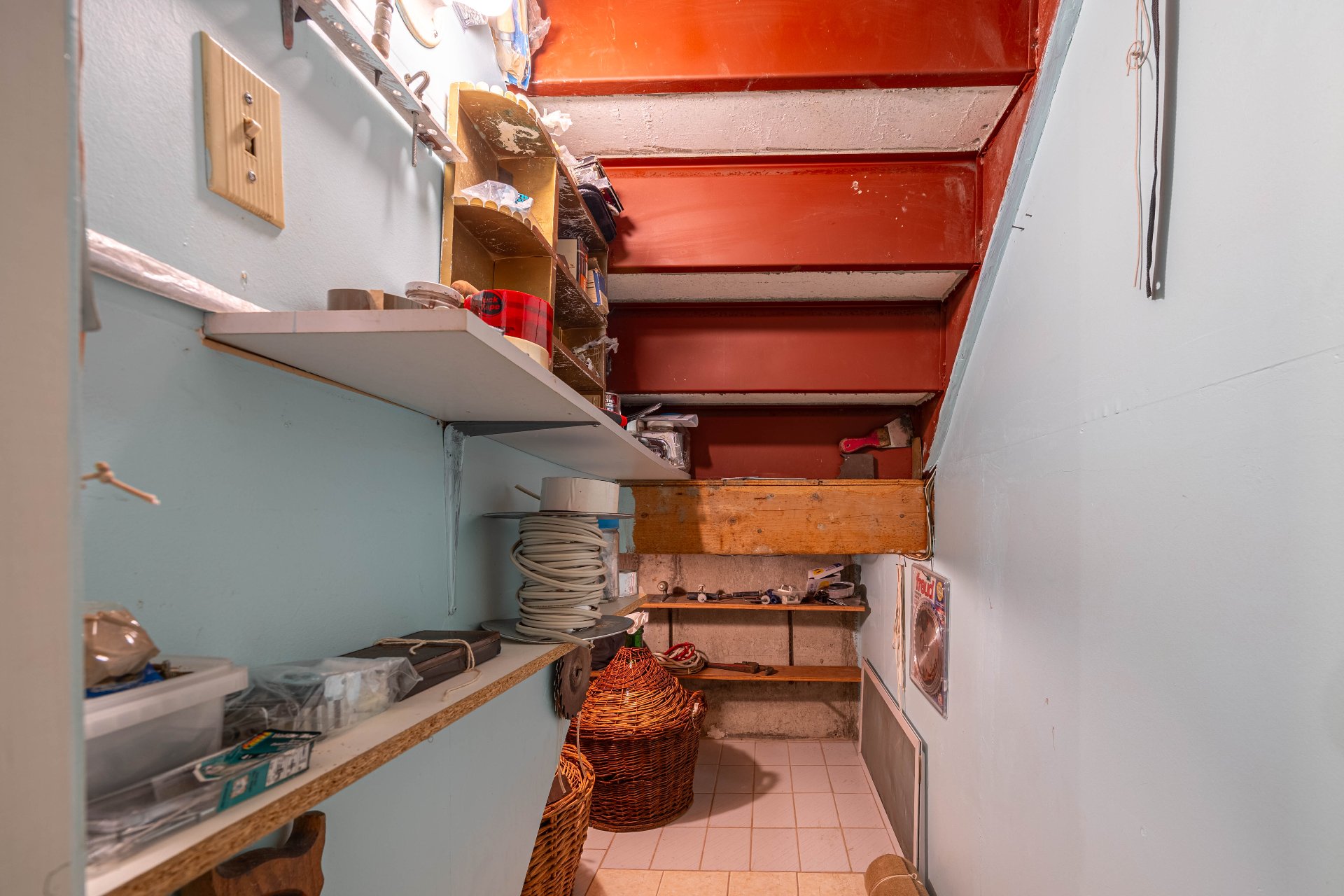 Photo - Cave/ chambre froide