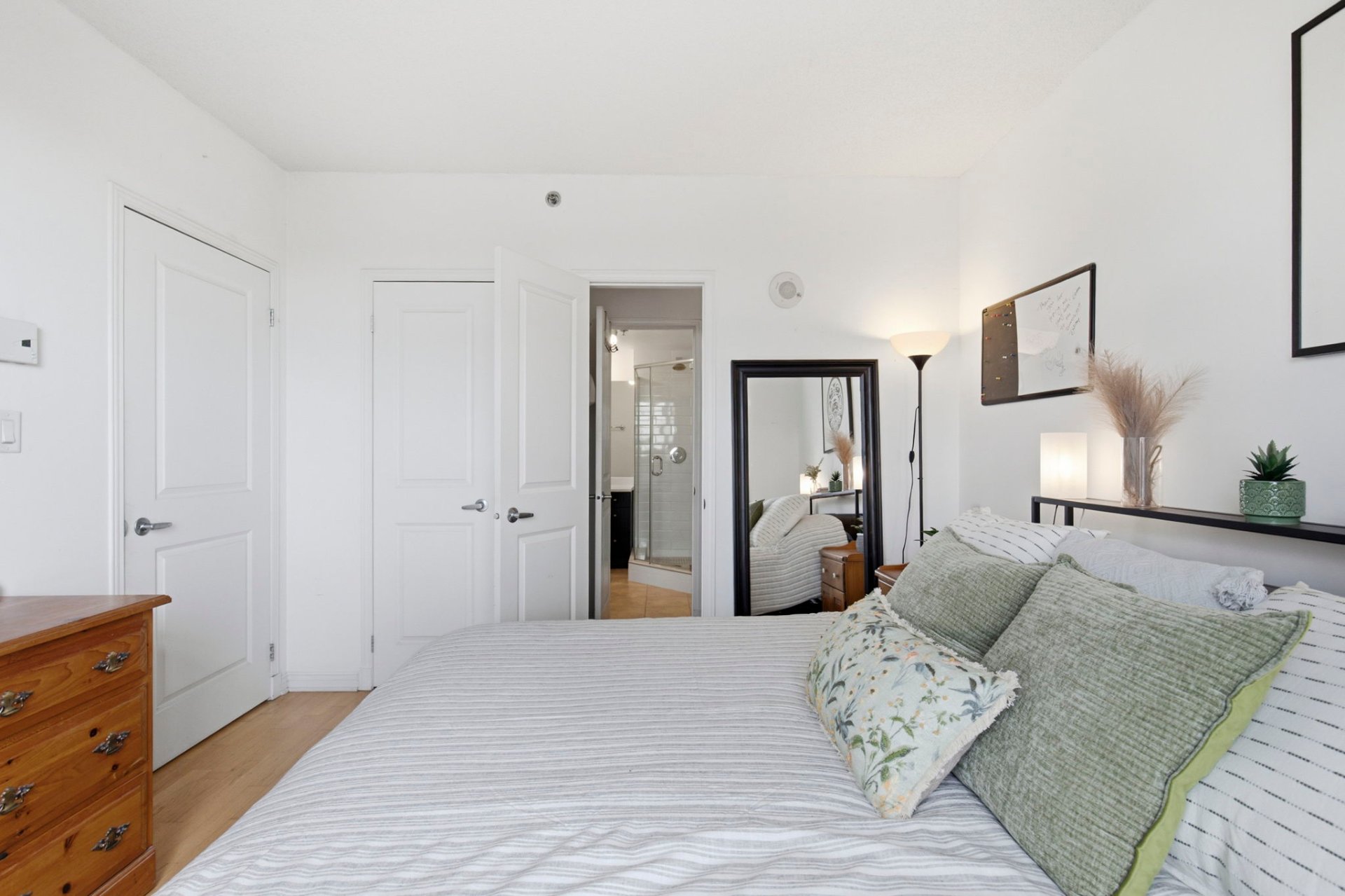 Photo - Primary bedroom