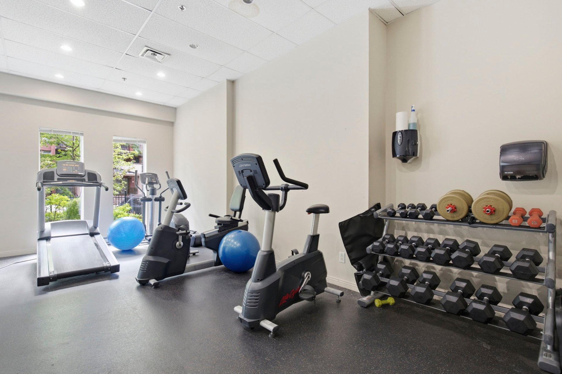 Photo - Exercise room