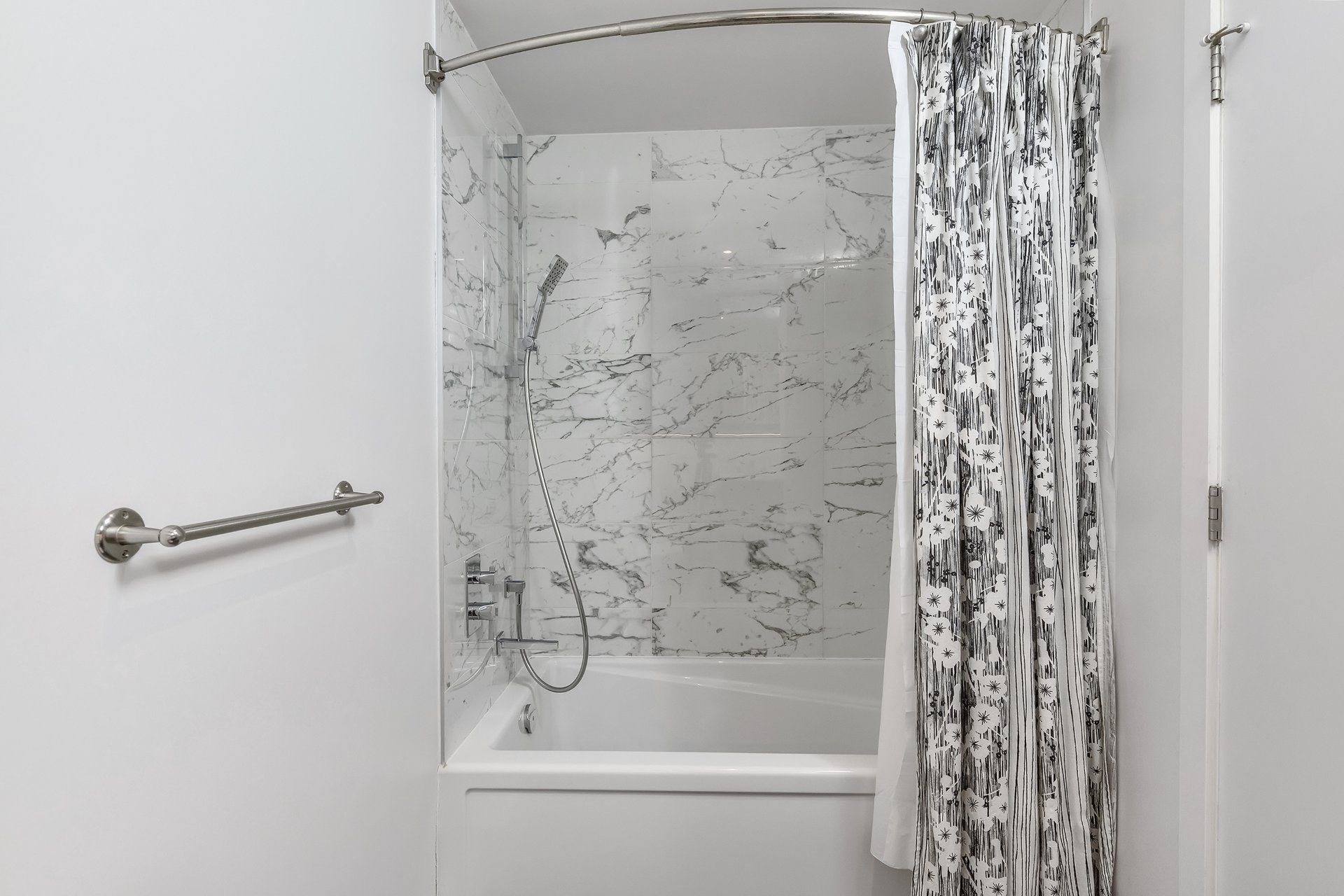 Photo - Bathroom
