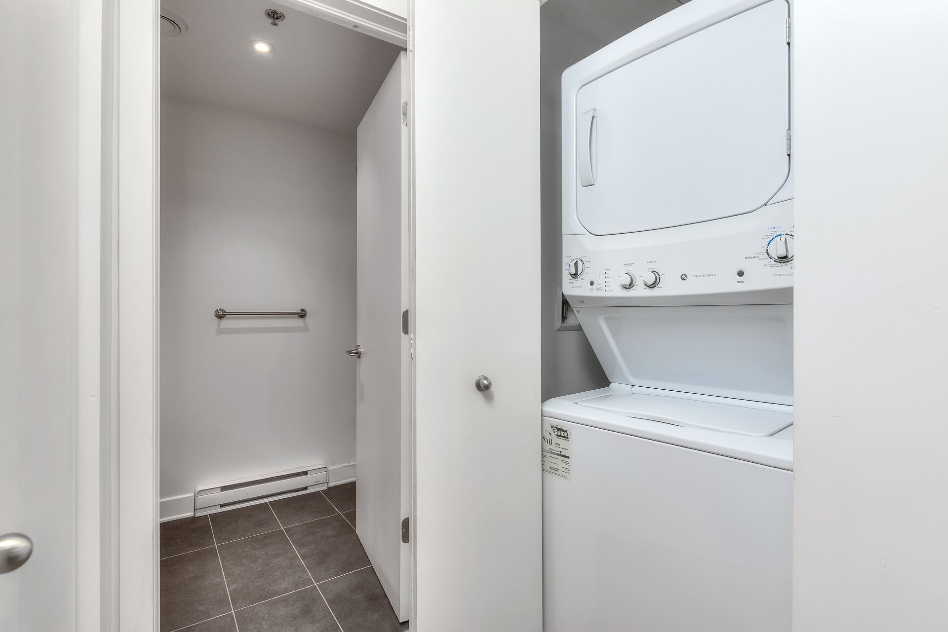 Photo - Laundry room