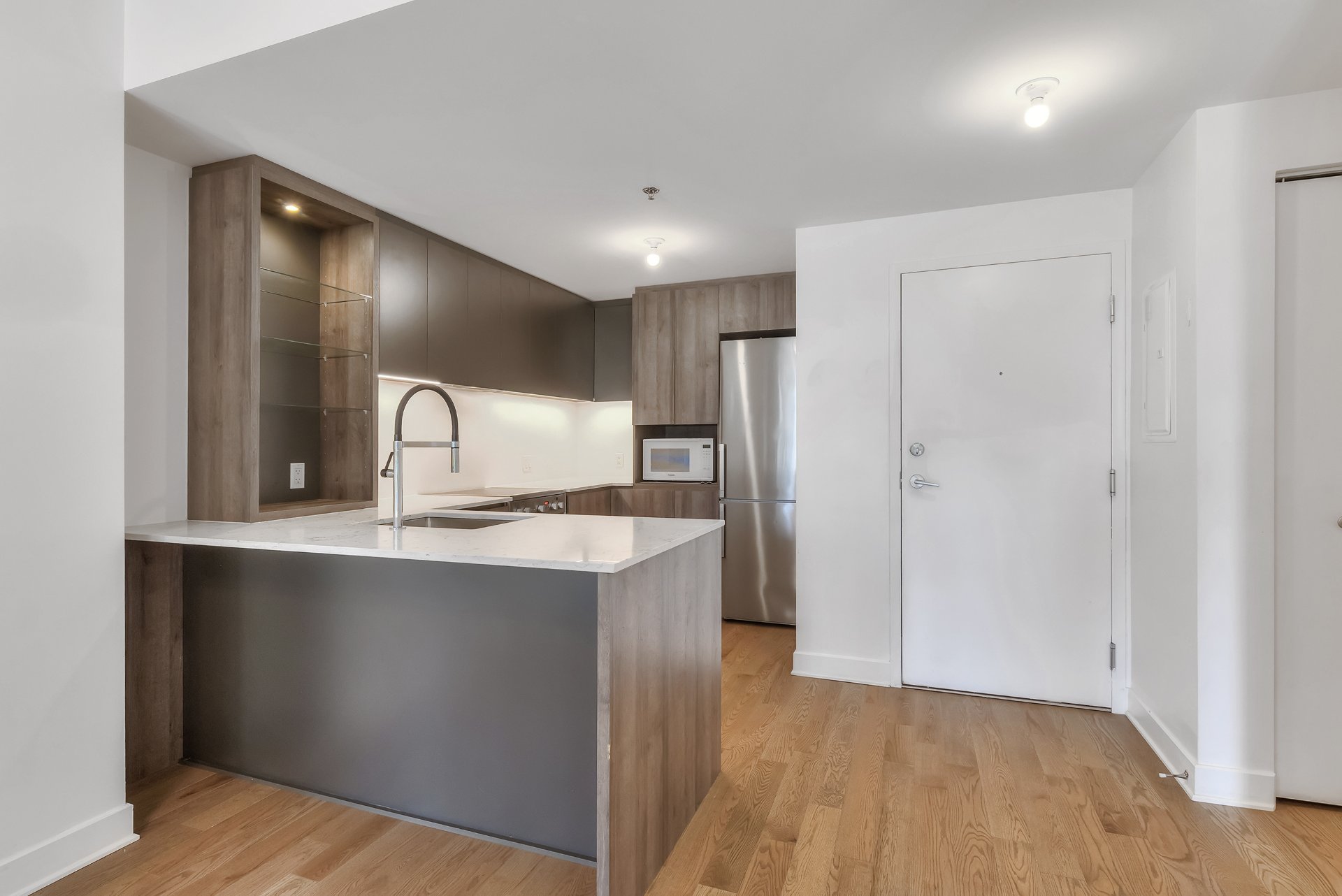 Photo - Kitchen