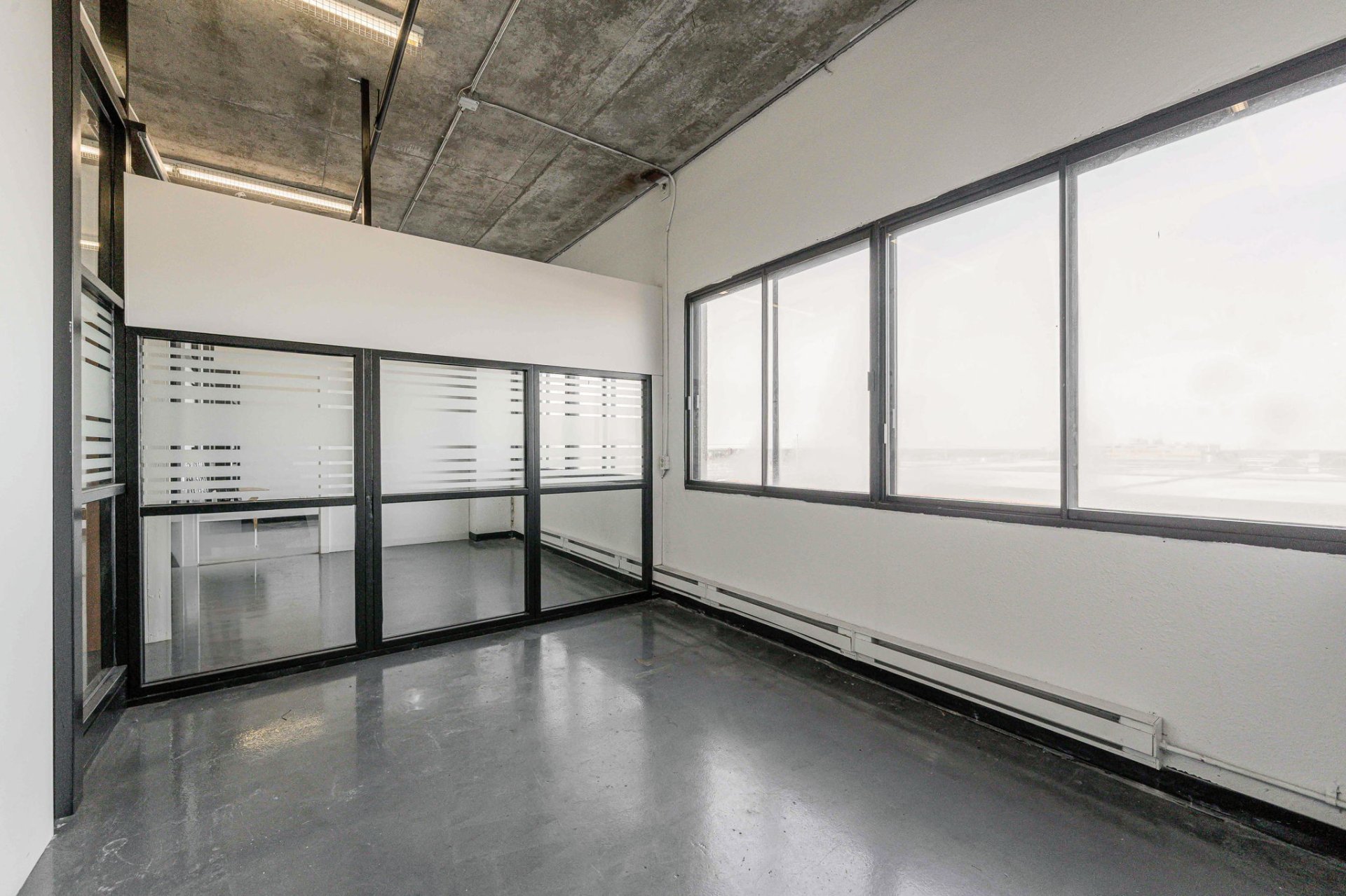 Photo - Office