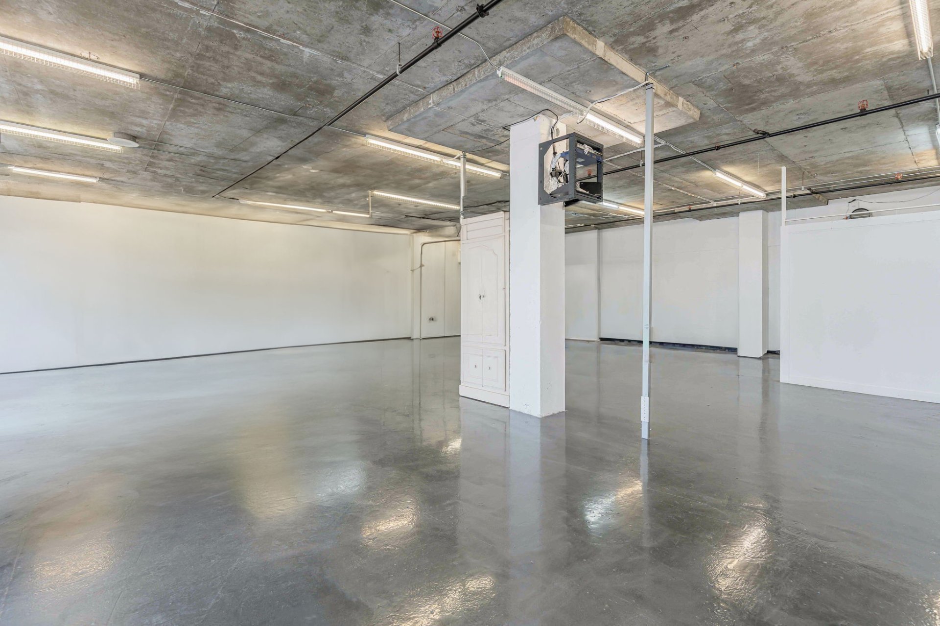 Photo - Interior