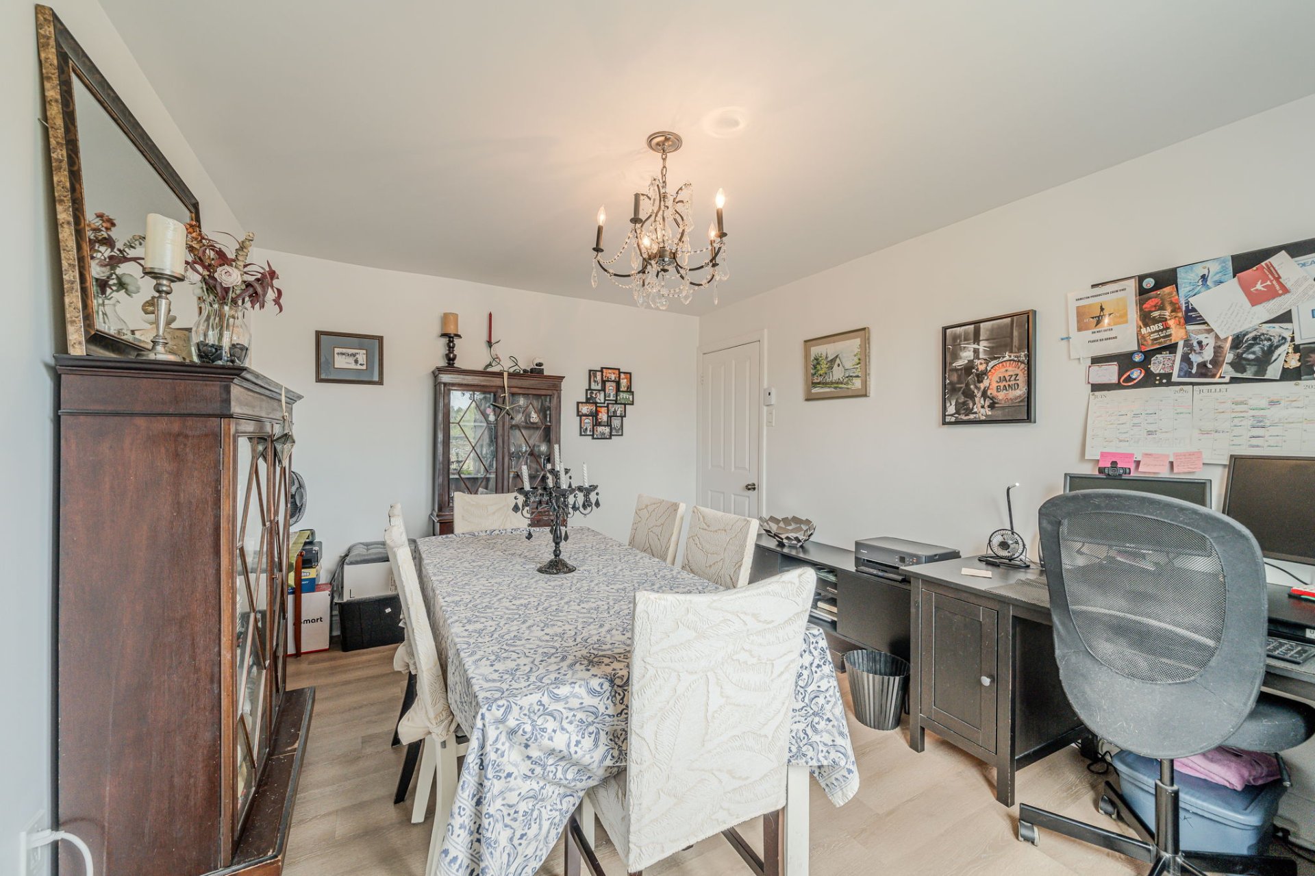 Photo - Salle à manger