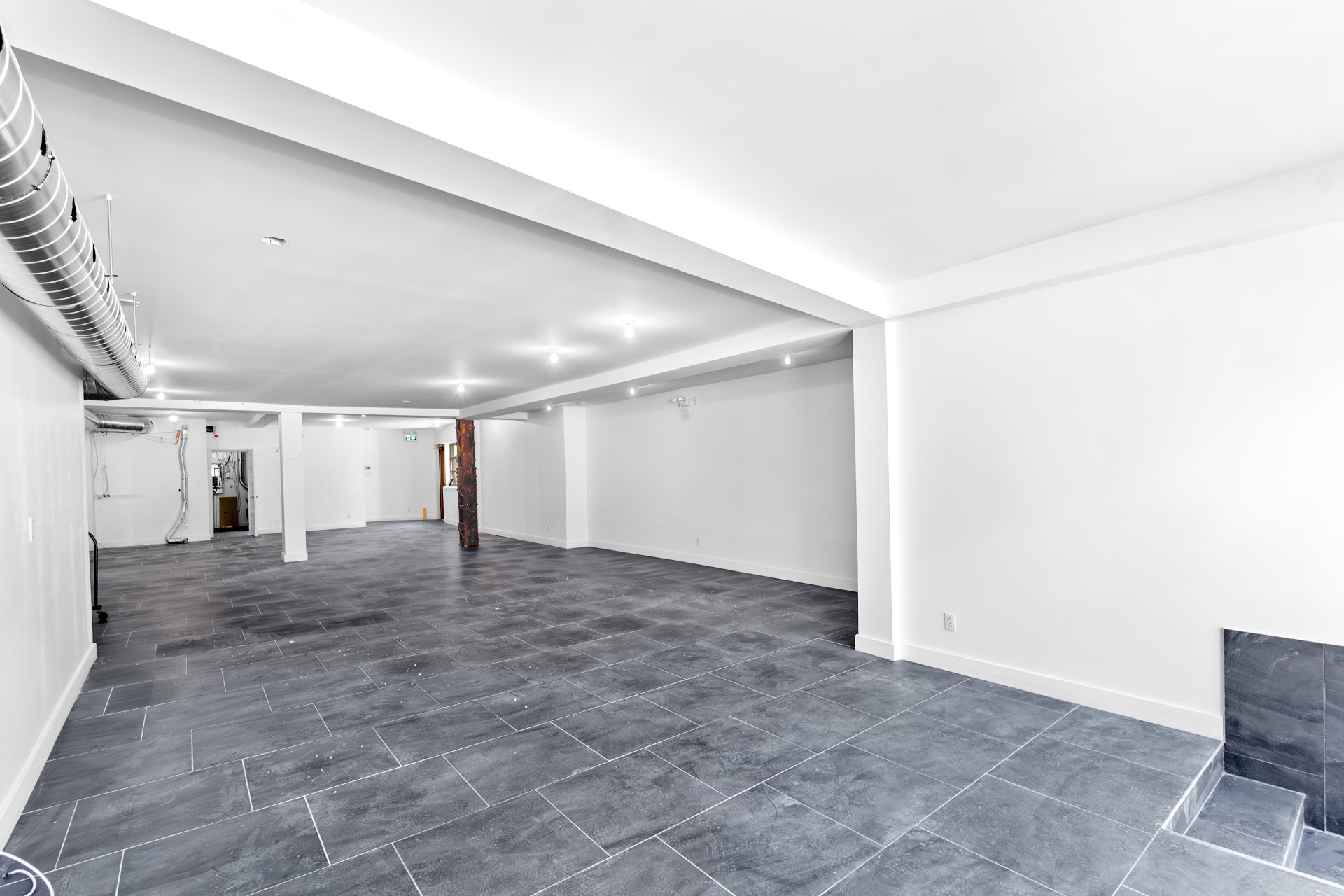 Photo - Interior