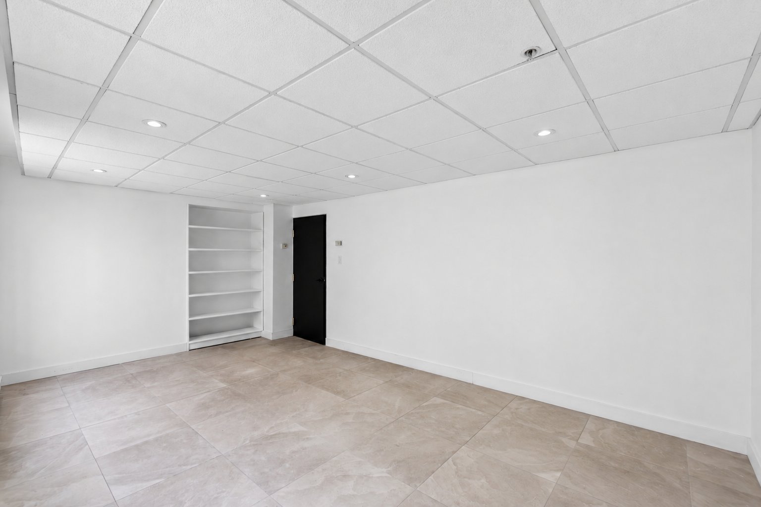 Photo - Interior