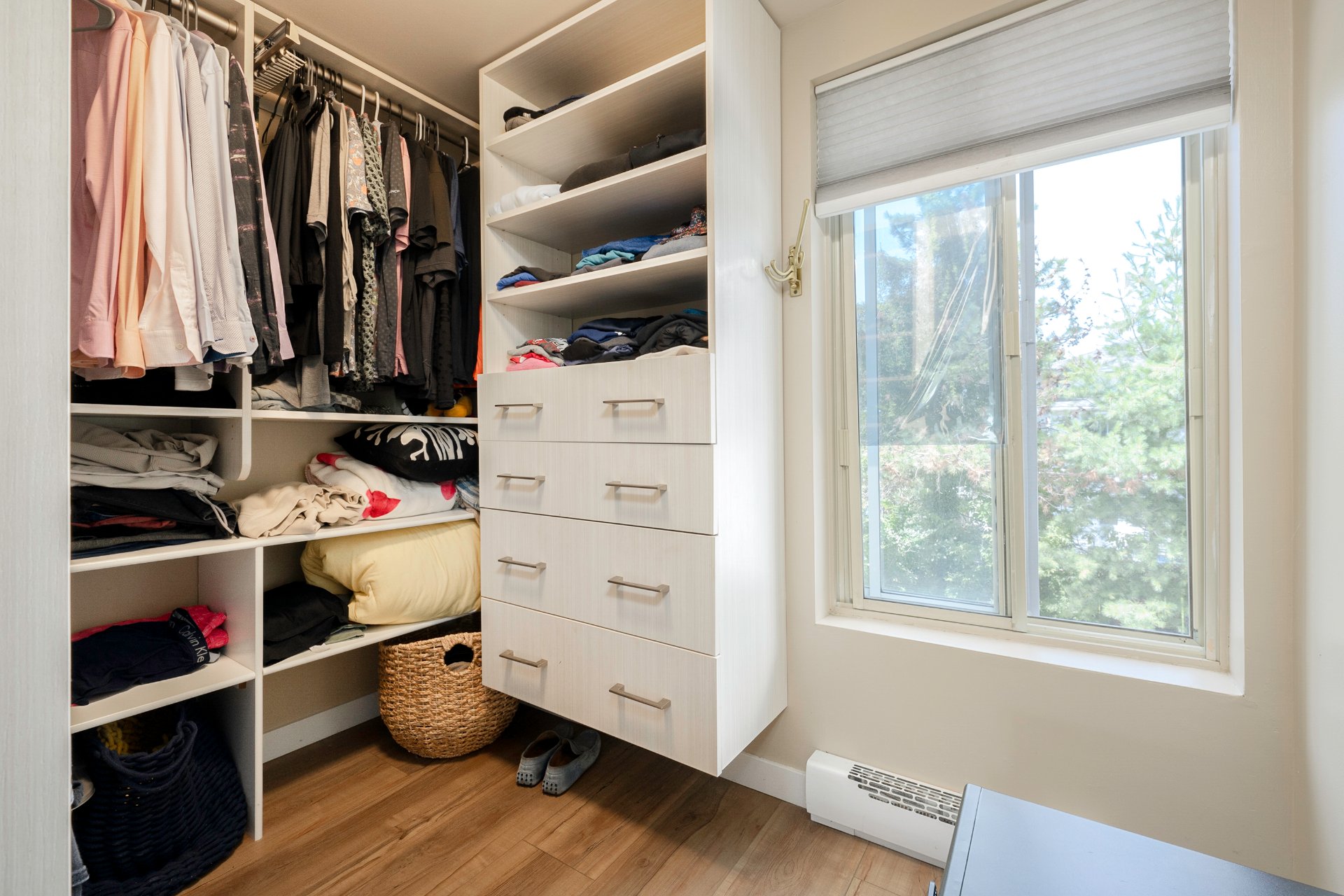 Photo - Walk-in closet