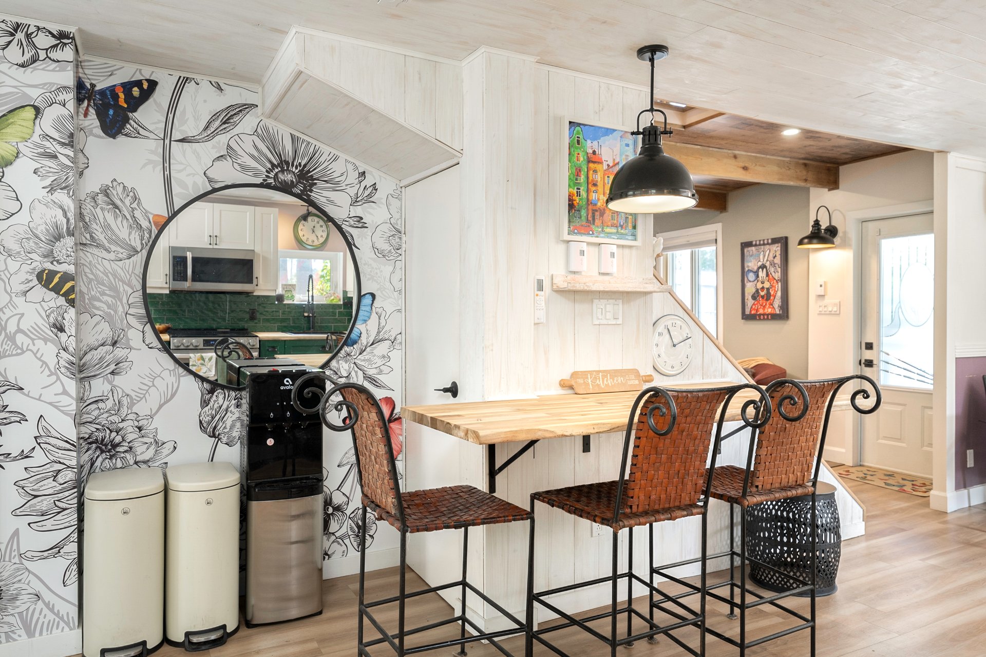 Photo - Dining room
