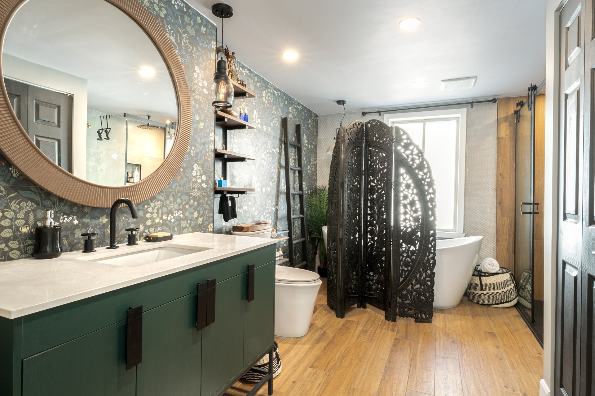 Photo - Bathroom