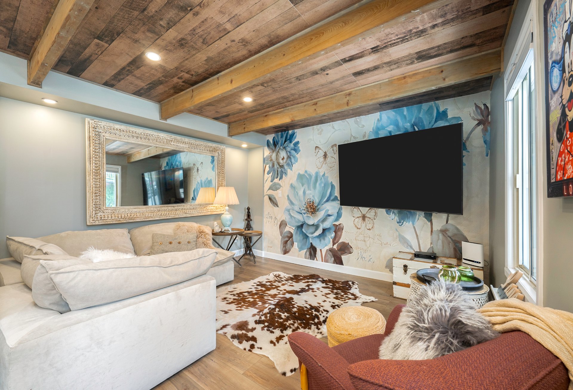 Photo - Living room