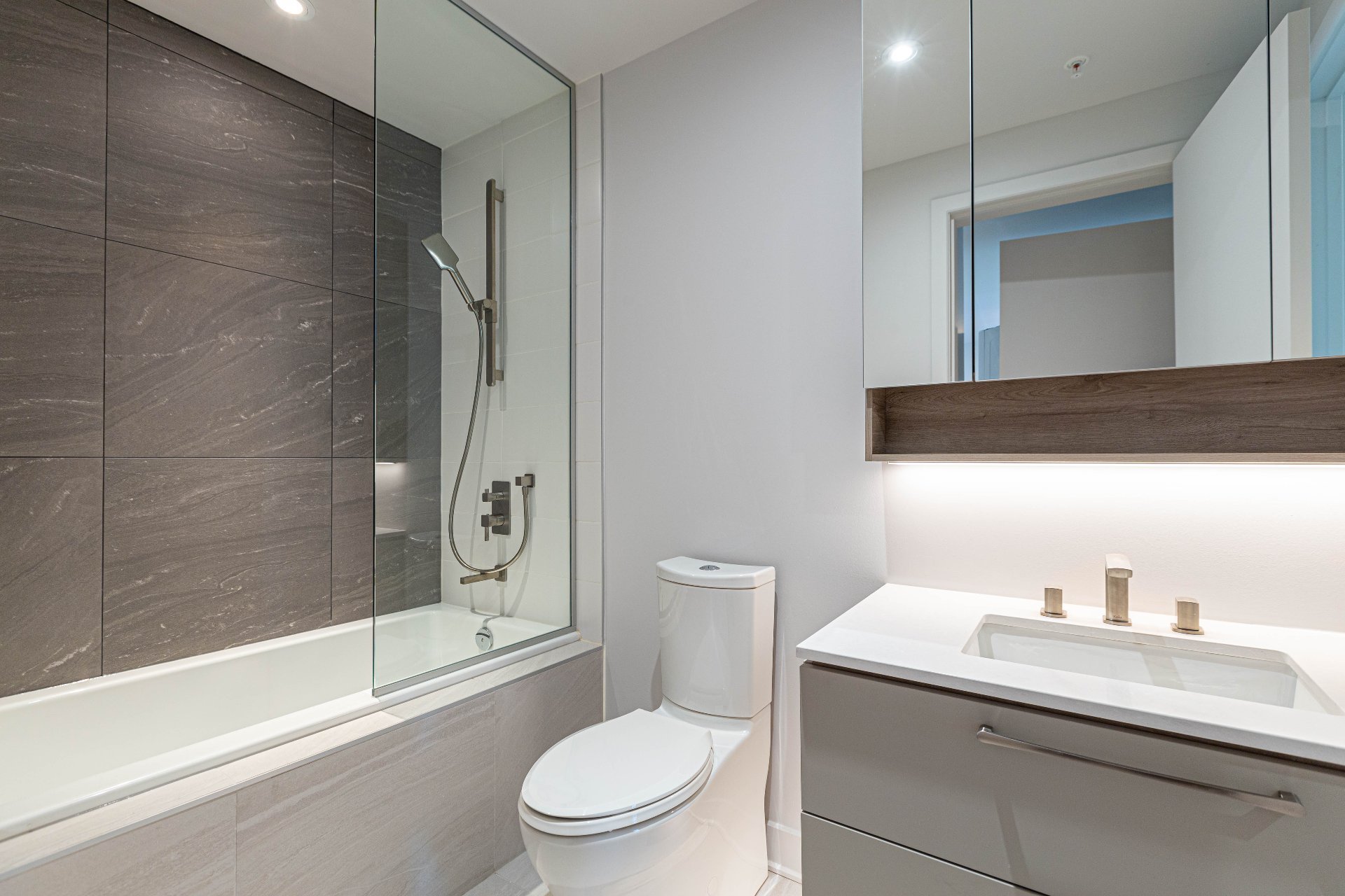 Photo - Bathroom