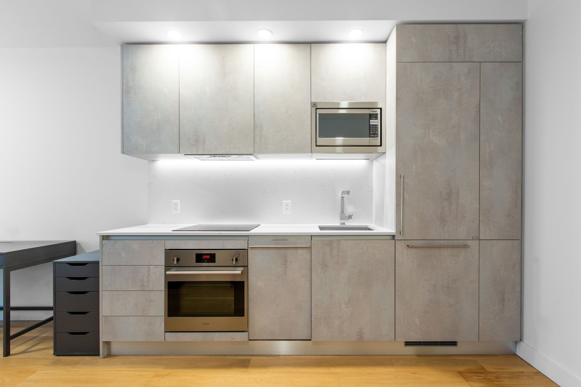 Photo - Kitchen