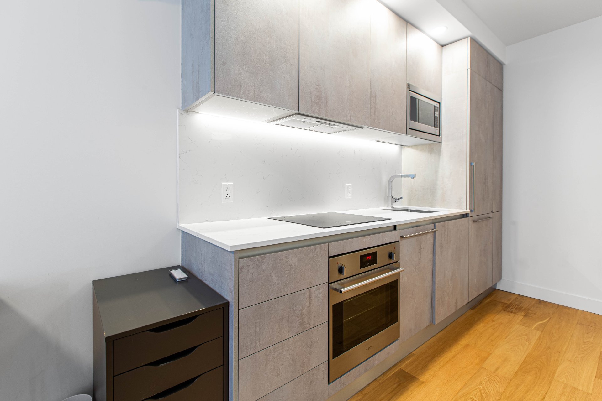 Photo - Kitchen