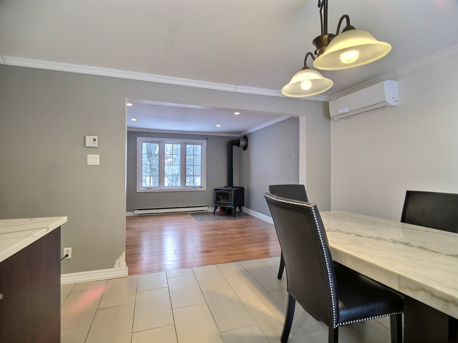 Photo - Salle à manger